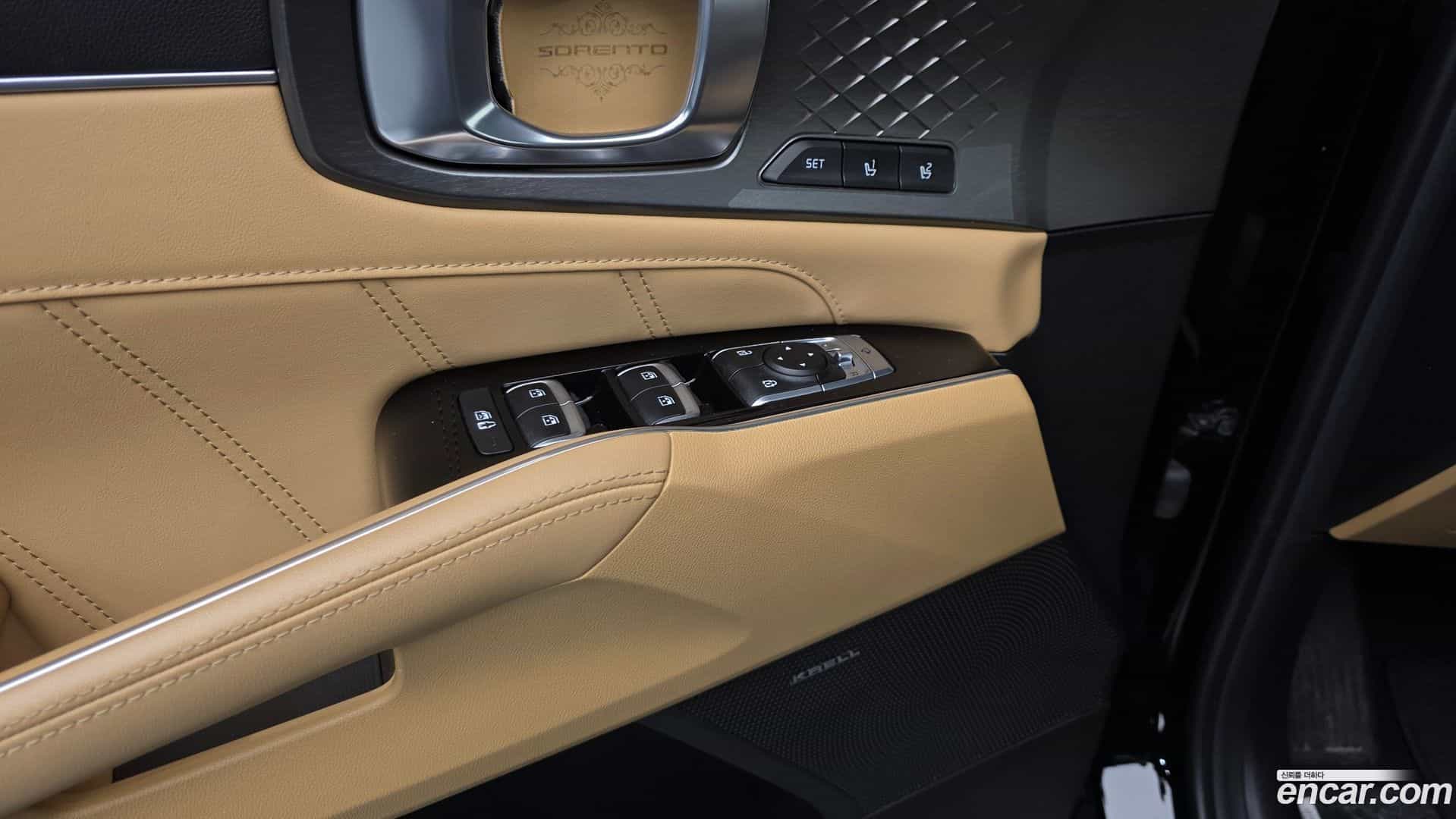 Sorento Kia 2023.5-OPTION-015
