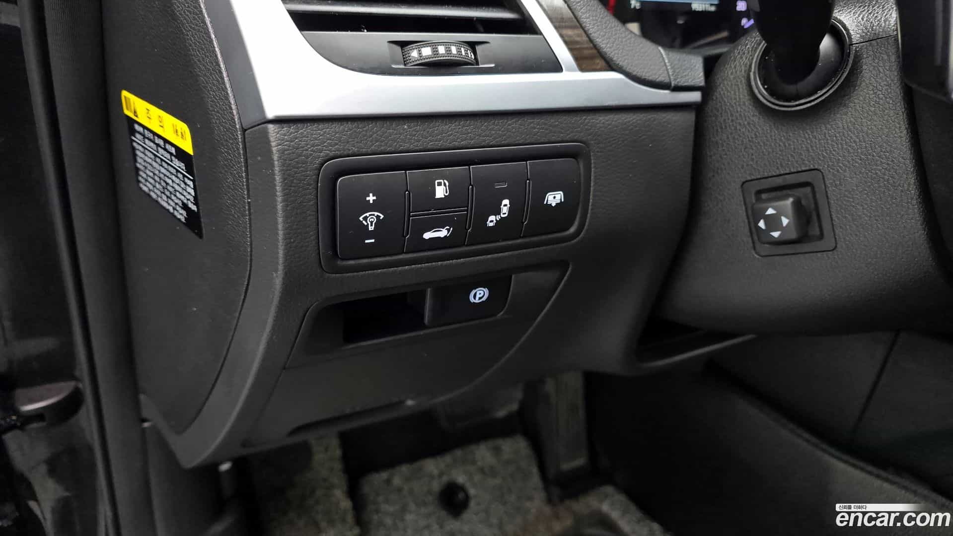 G80 Genesis 2018.1-OPTION-020