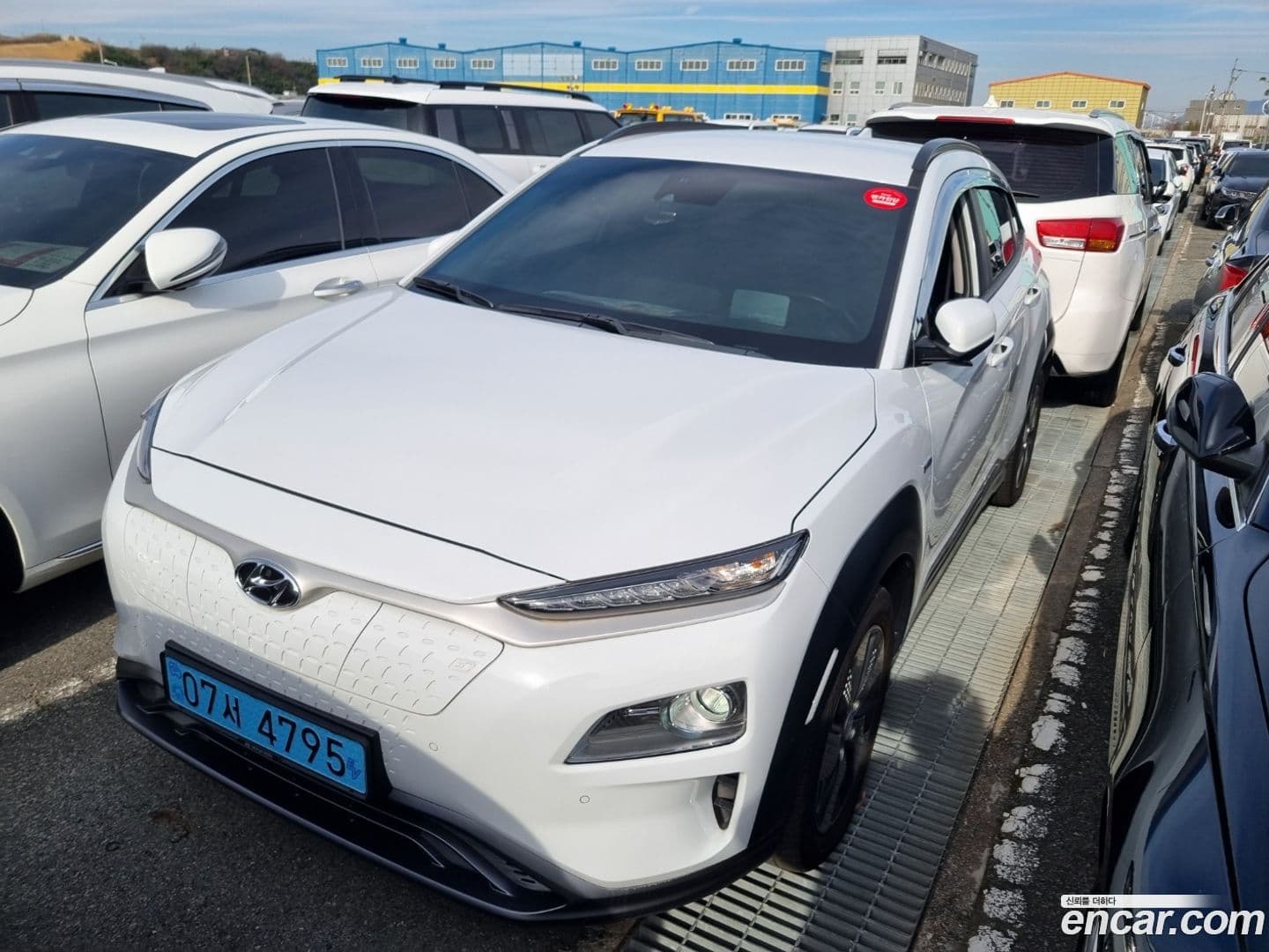Main__Slider__Photo:Kona Hyundai 2018.10-0