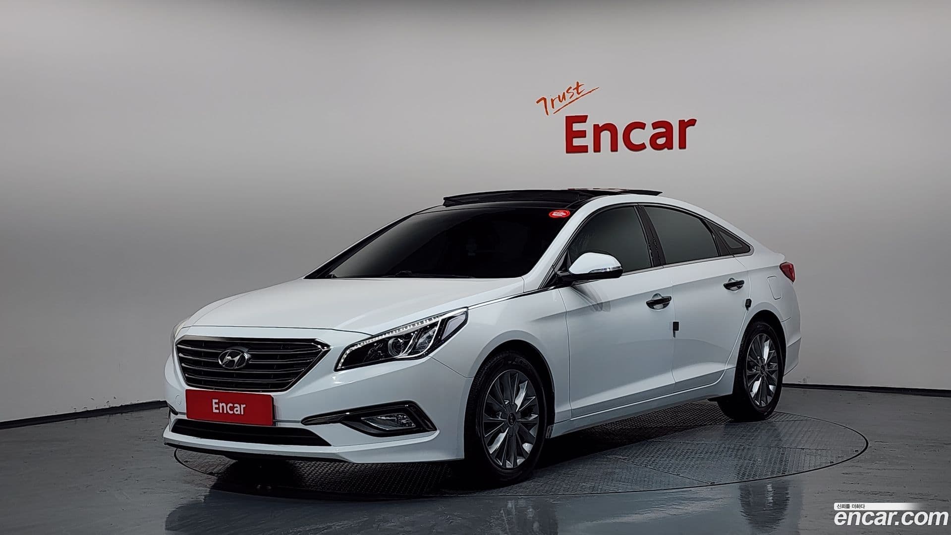 Main__Slider__Photo:Sonata Hyundai 2015.9-0