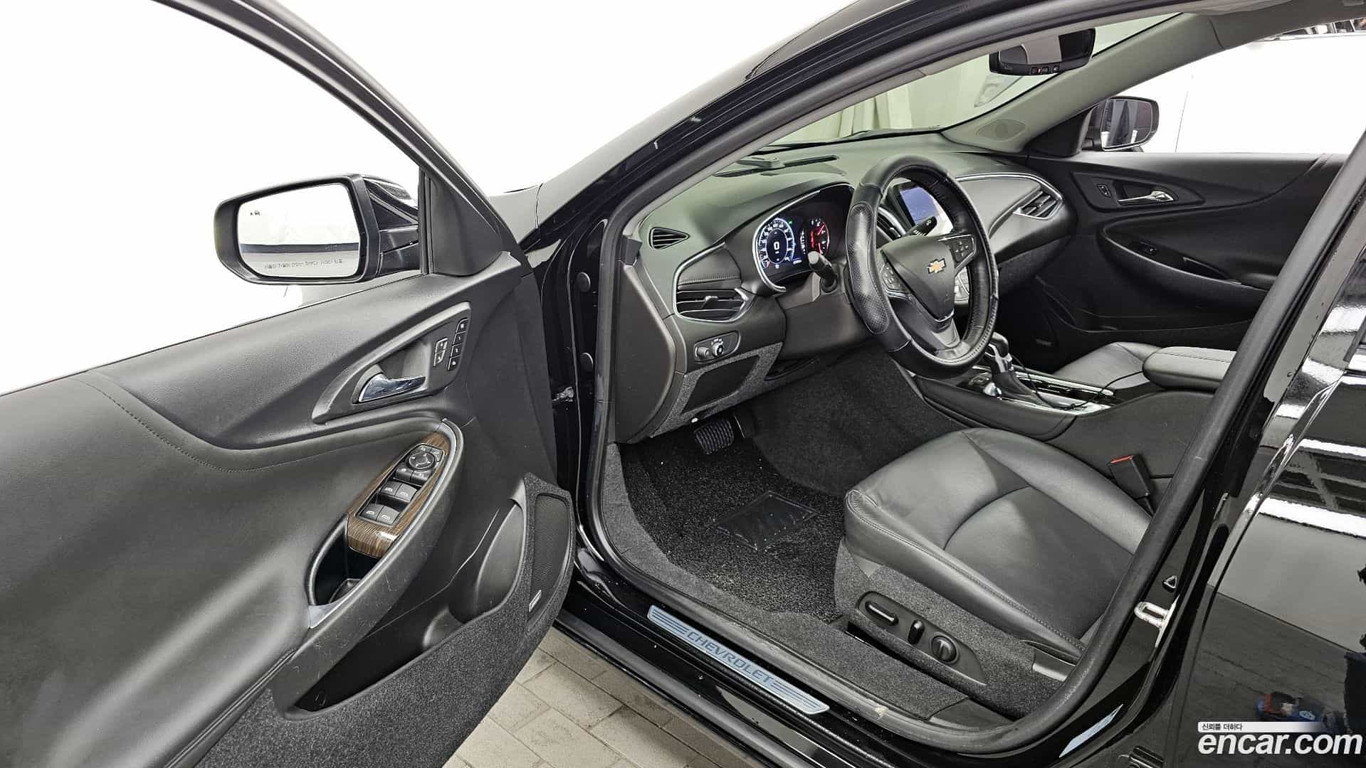 Malibu Chevrolet 2022.2-INNER-010