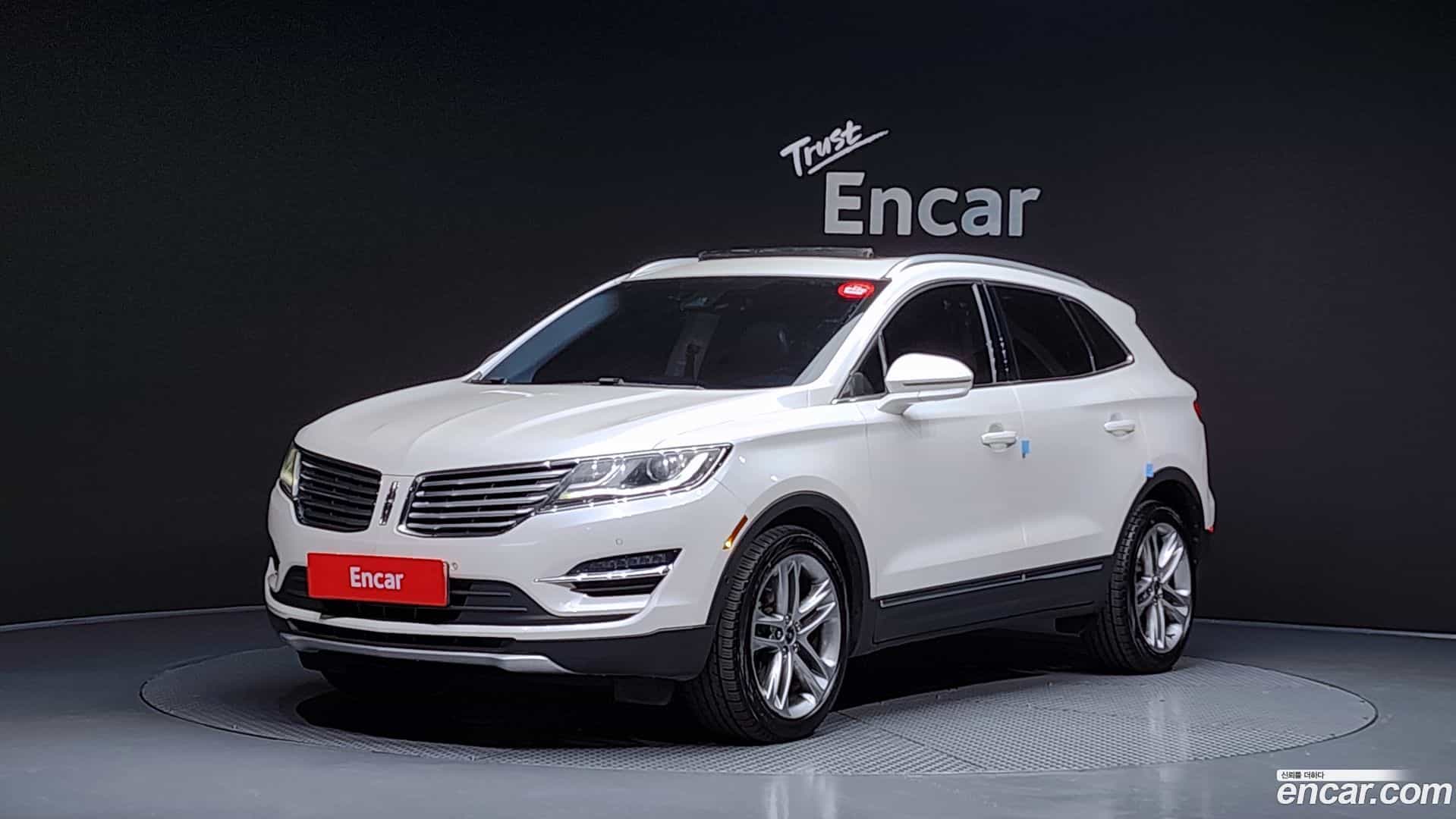 MKC Lincoln 2018.5-OUTER-001