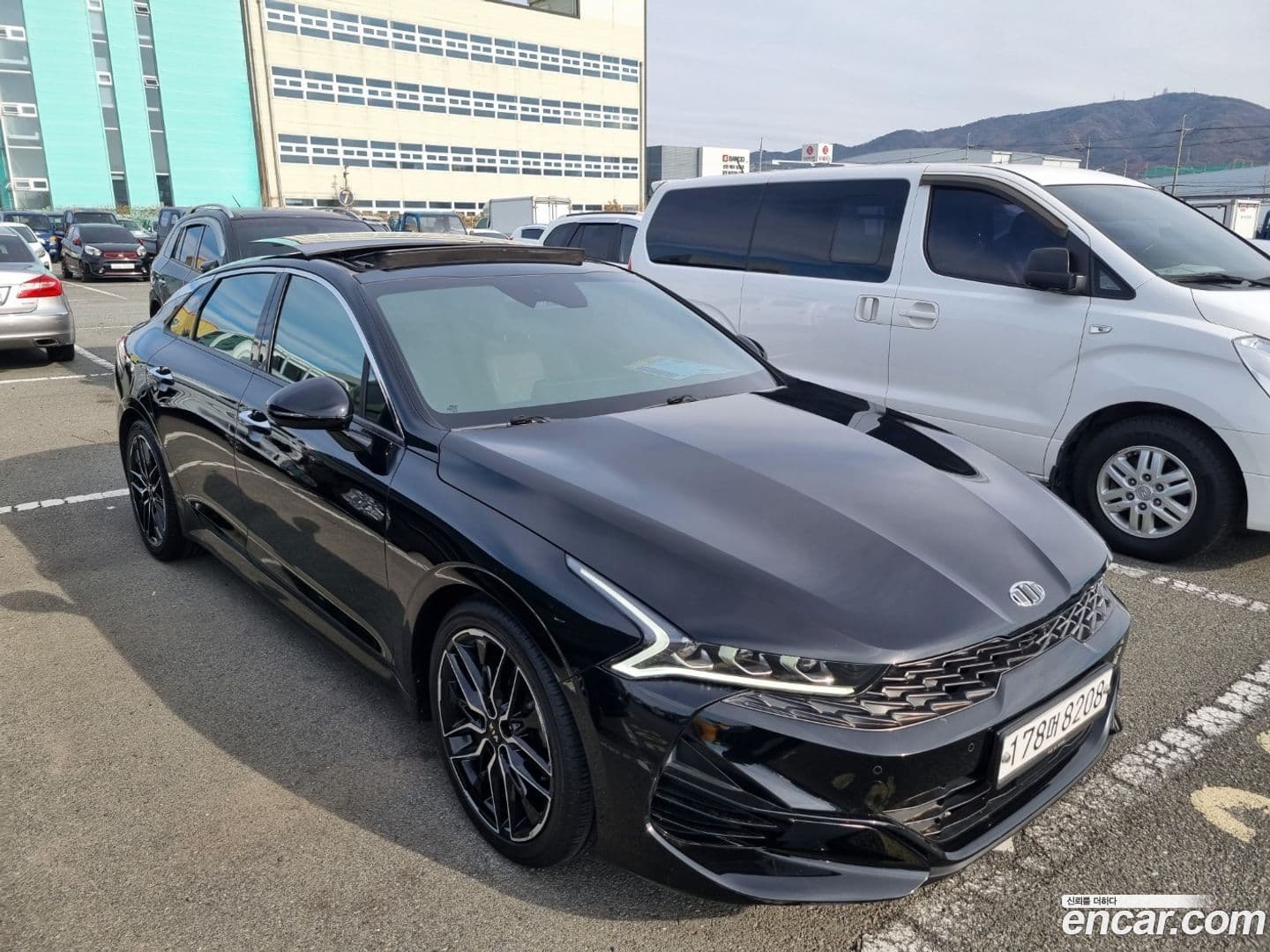 Main__Slider__Photo:K5 Kia 2020.1-0