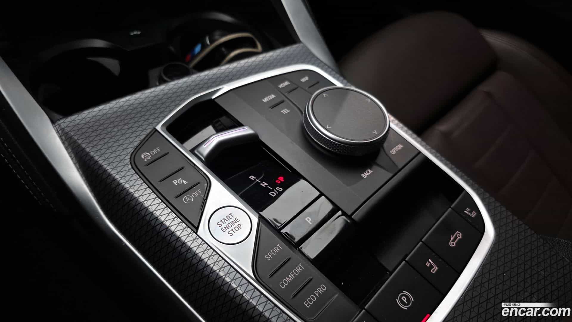 4-Series BMW 2024.8-INNER-009
