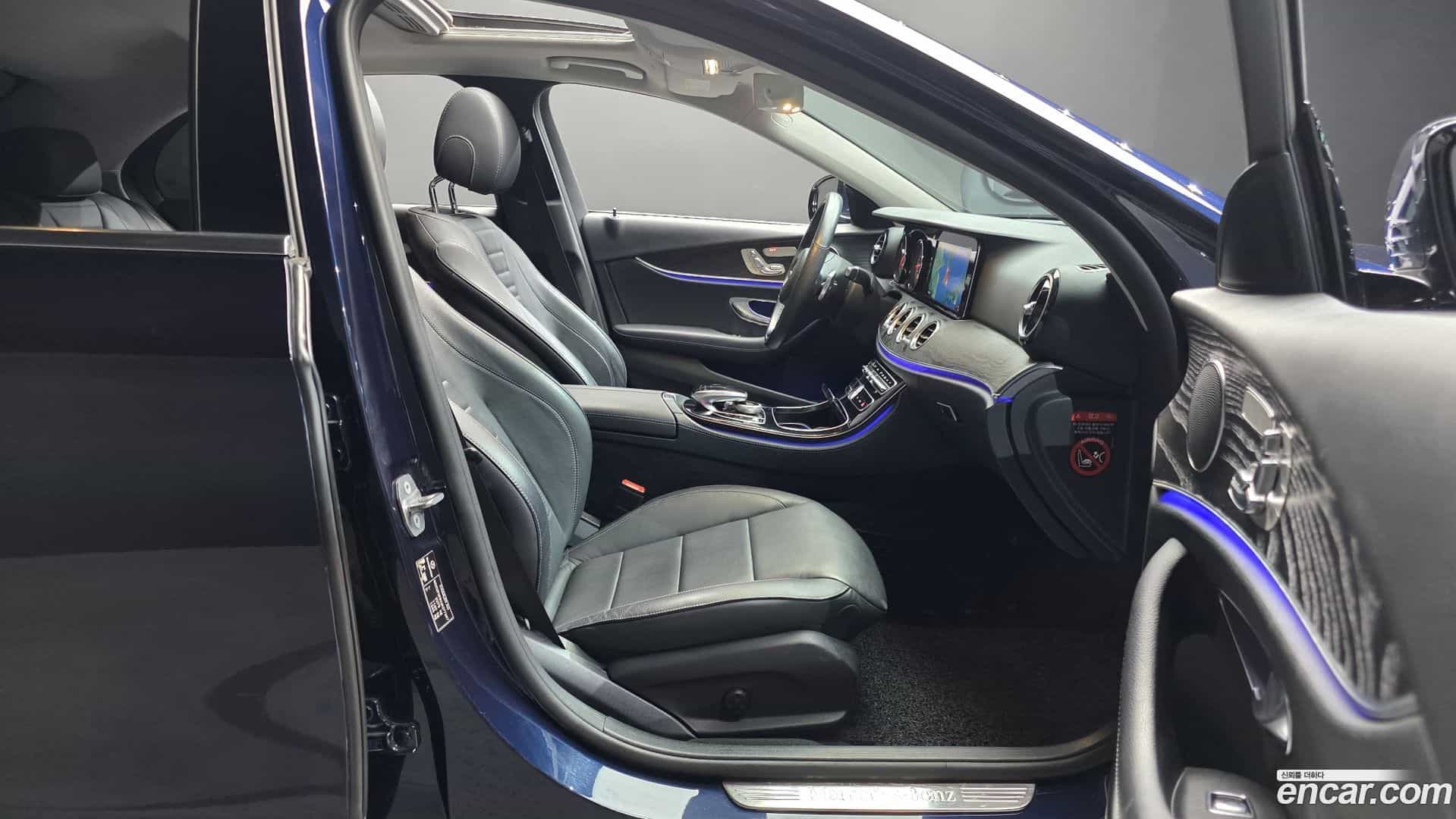 E-Class Mercedes-Benz 2018.3-INNER-010