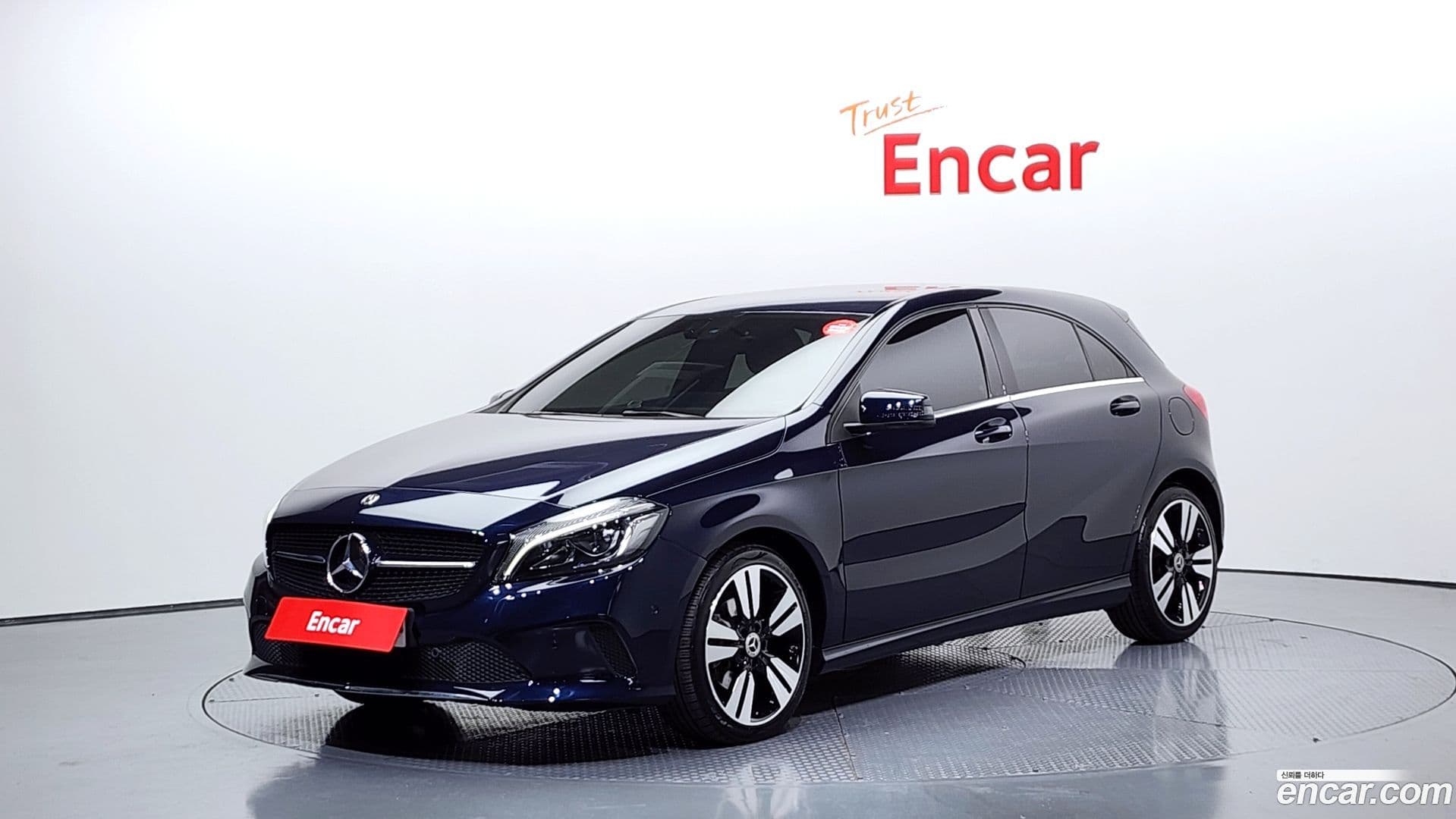 Main__Slider__Photo:A-Class Mercedes-Benz 2018.3-0