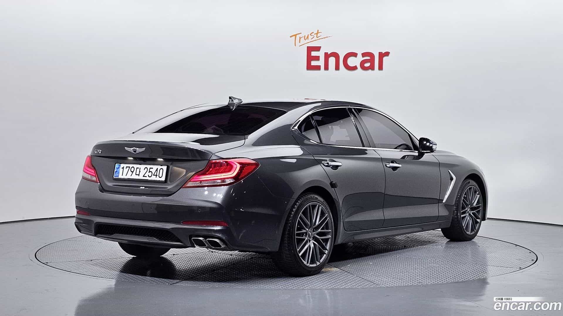 G70 Genesis 2017.9-OUTER-002