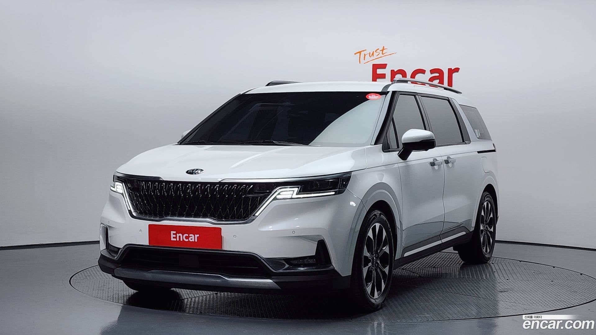 Main__Slider__Photo:Canival Kia 2020.8-0