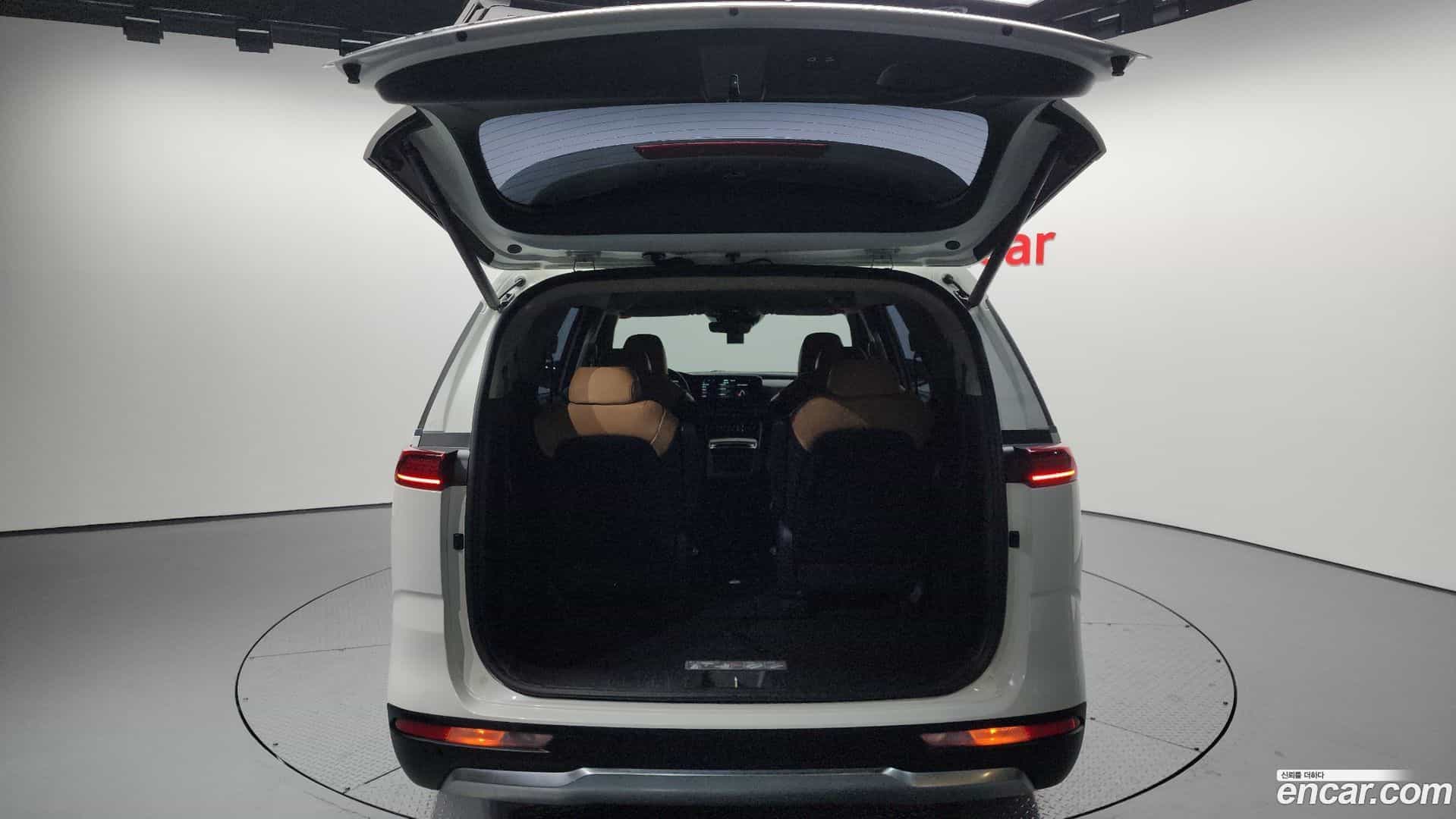 Canival Kia 2020.8-OPTION-024