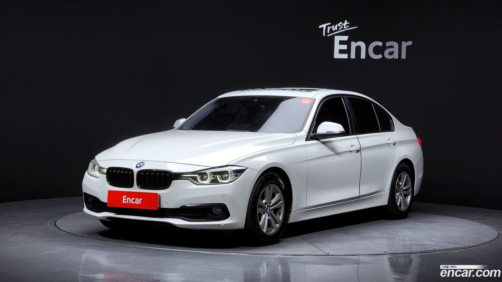 Main__Slider__Photo:3-Series BMW 2015.10-0
