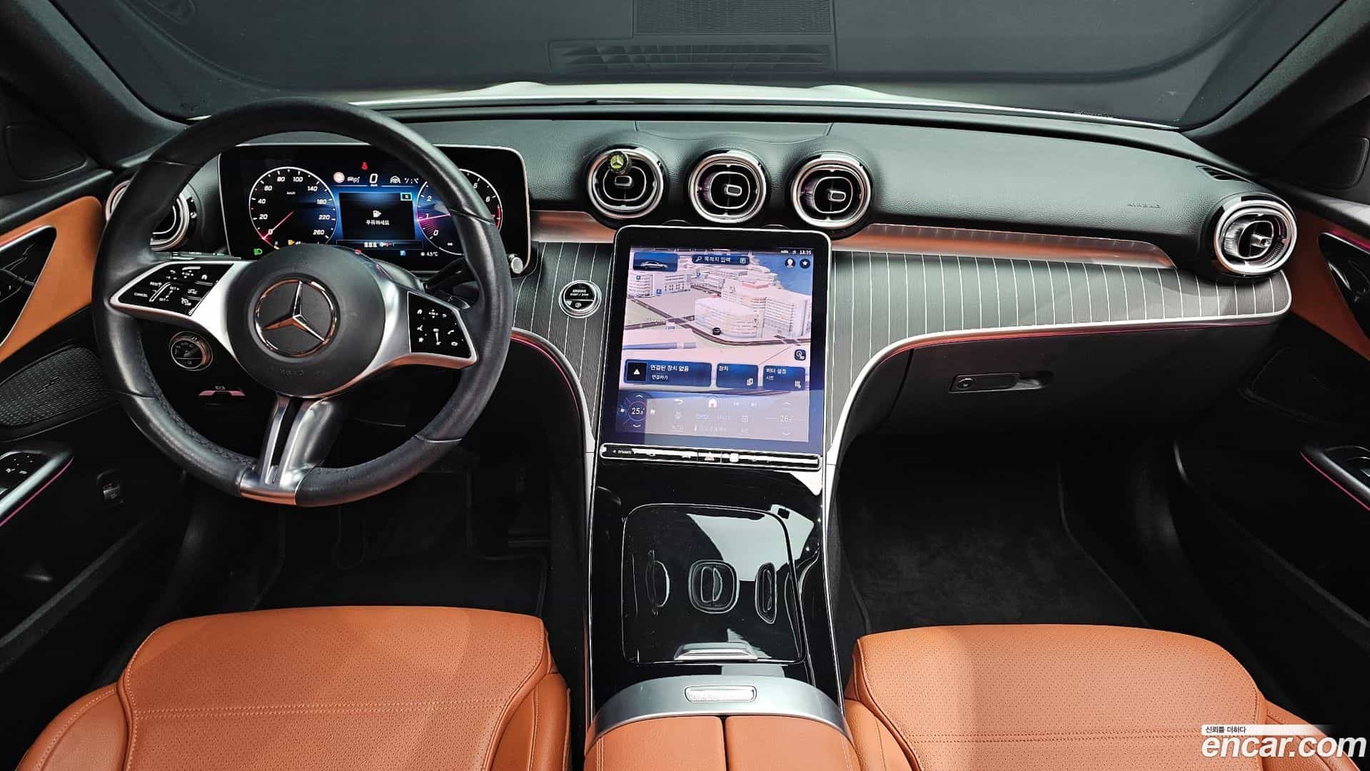C-Class Mercedes-Benz 2023.7-INNER-007