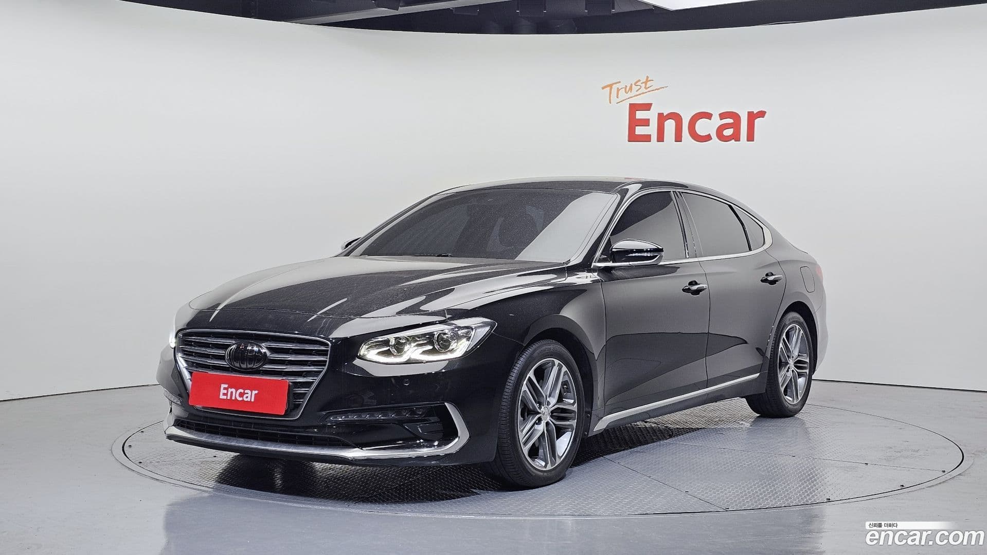 Main__Slider__Photo:Grandeur Hyundai 2018.9-0