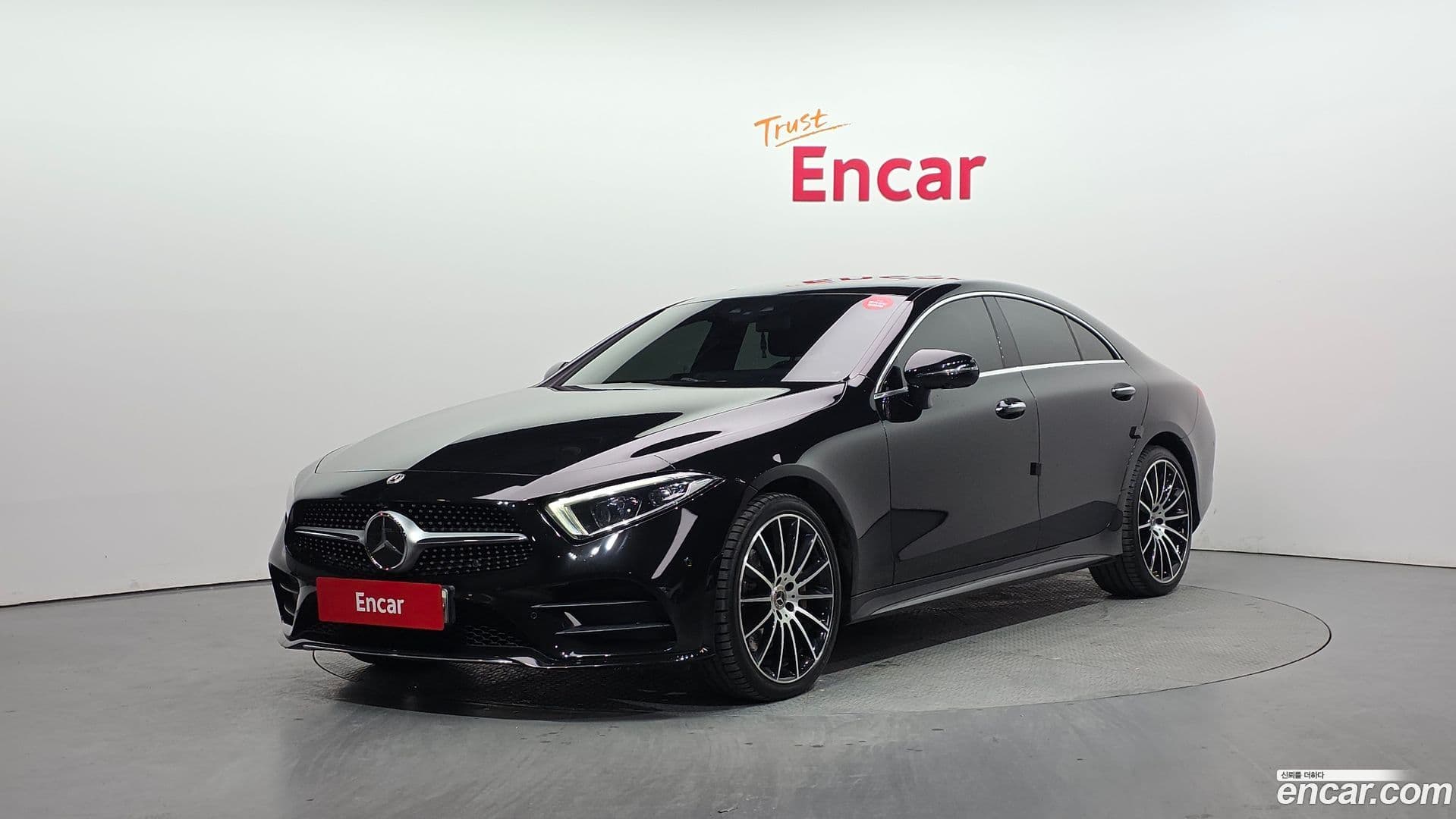 Main__Slider__Photo:CLS-Class Mercedes-Benz 2018.10-0
