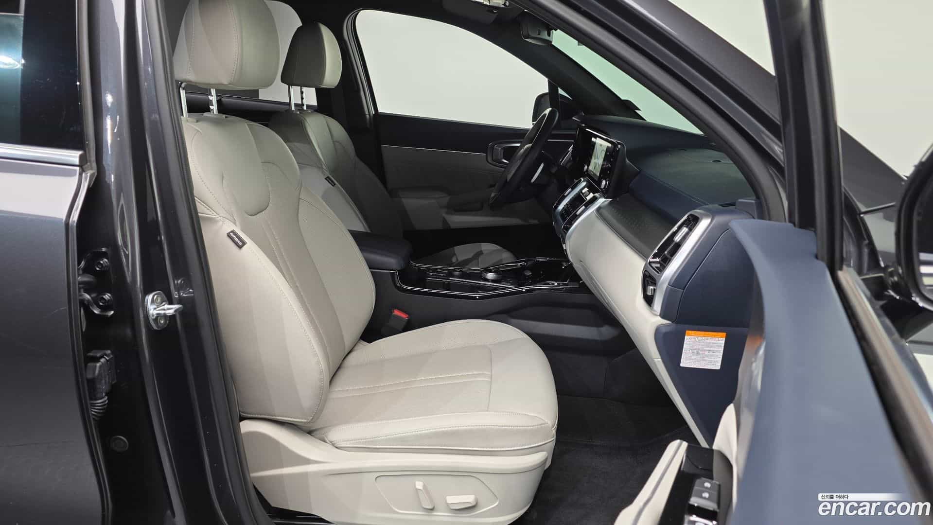 Sorento Kia 2022.1-INNER-010