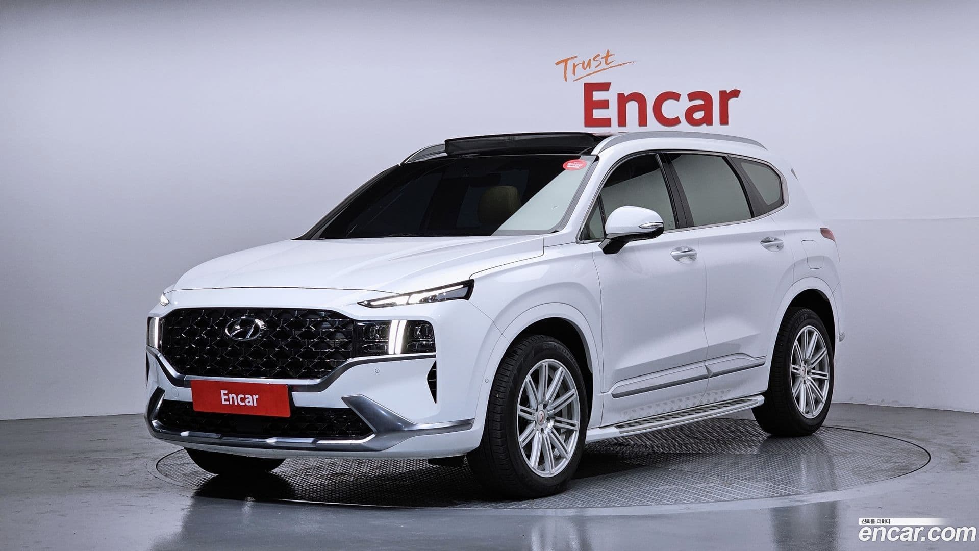 Main__Slider__Photo:Santafe Hyundai 2021.7-0