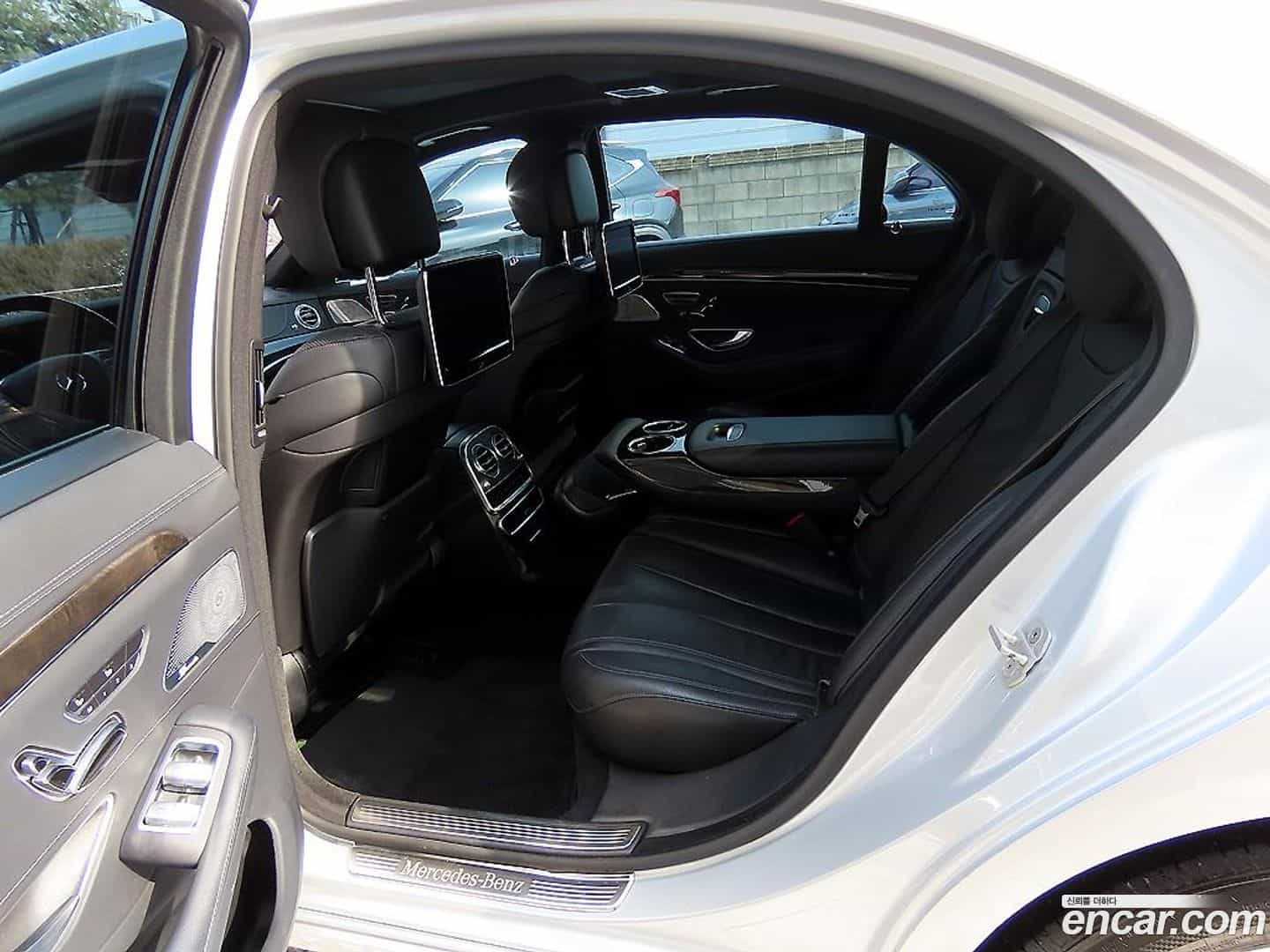 S-Class Mercedes-Benz 2015.7-INNER-006