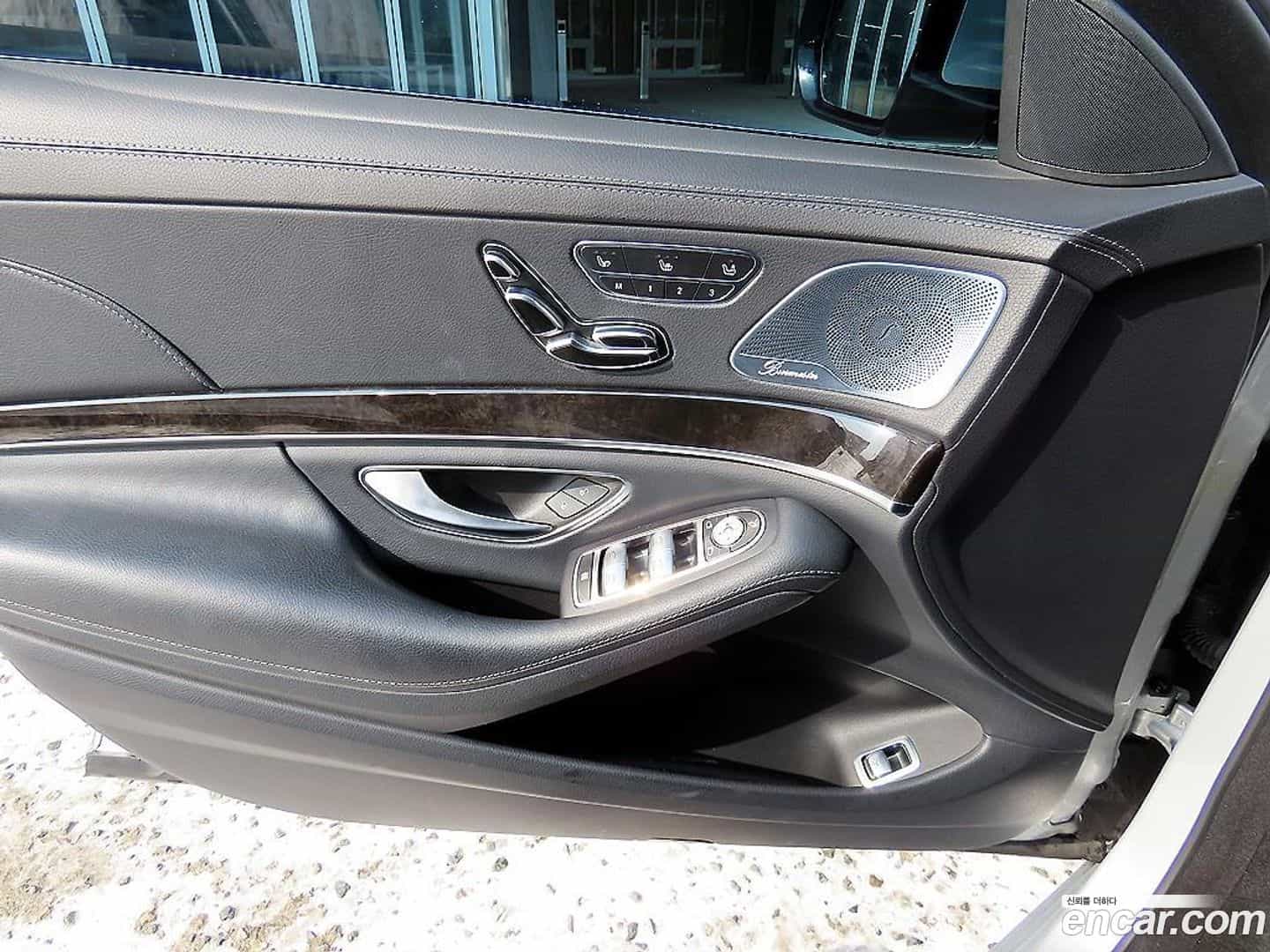 S-Class Mercedes-Benz 2015.7-OPTION-016