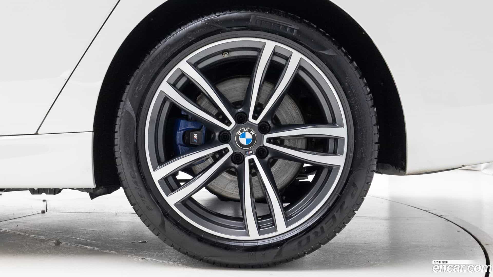 Gran Turismo BMW 2023.0-OUTER-005