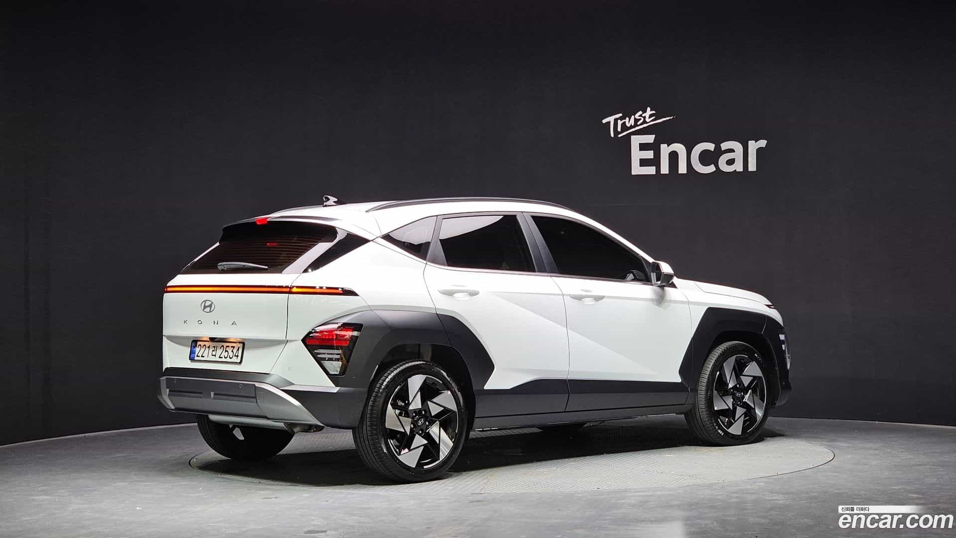 Kona Hyundai 2025.4-OUTER-002