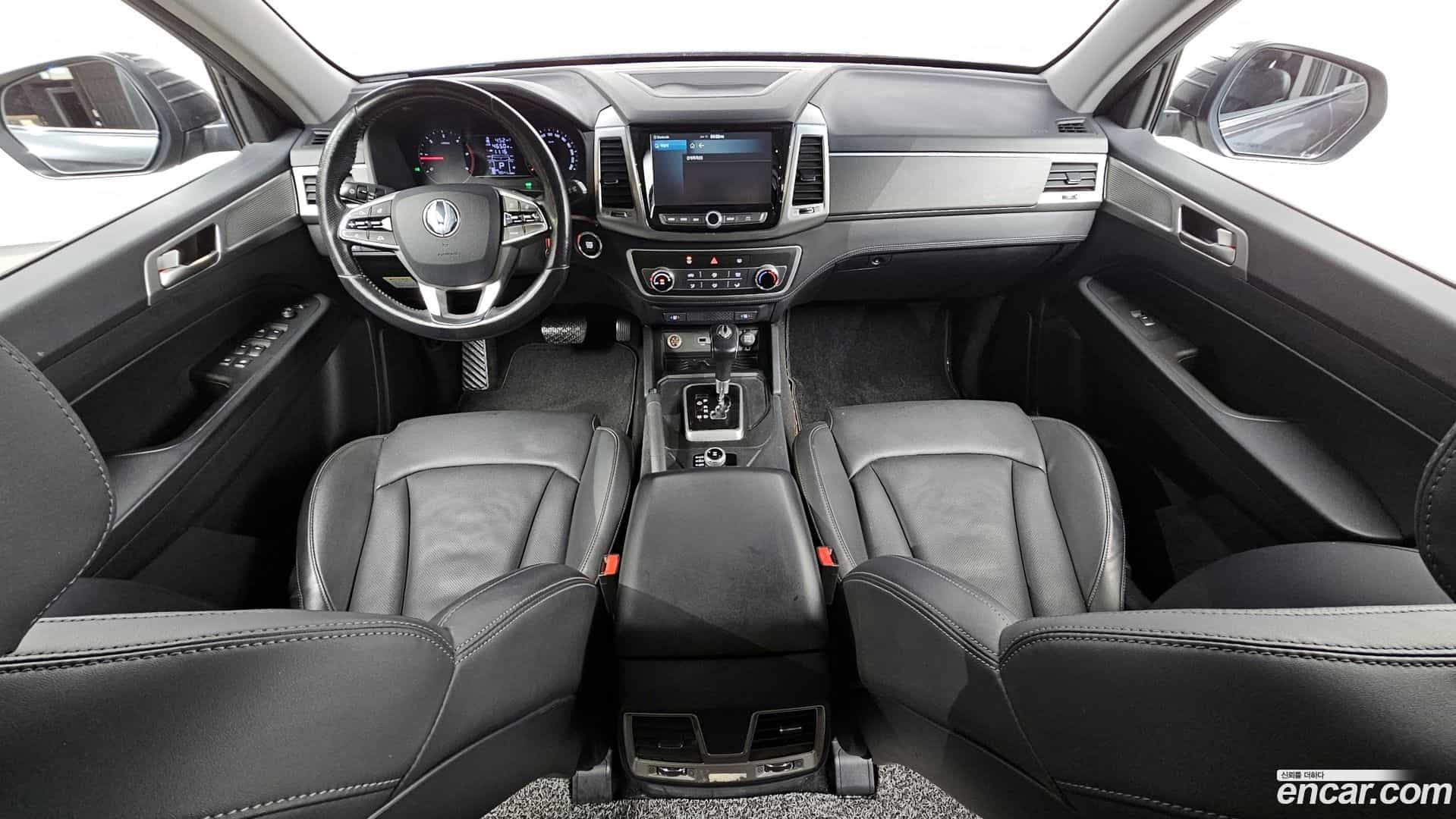 Rexton KG Mobility 2019.0-INNER-007