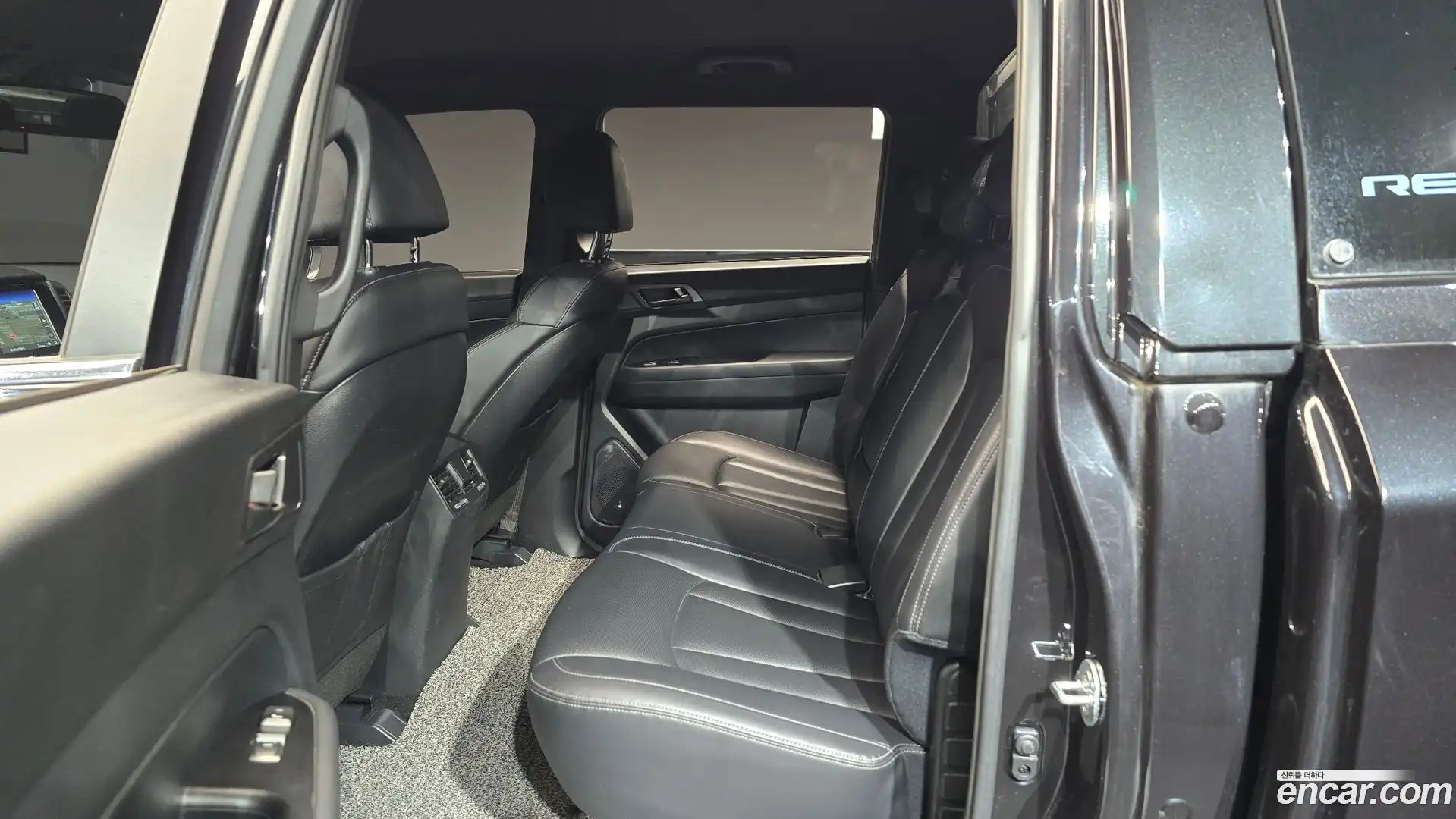 Rexton KG Mobility 2022.0-OPTION-016