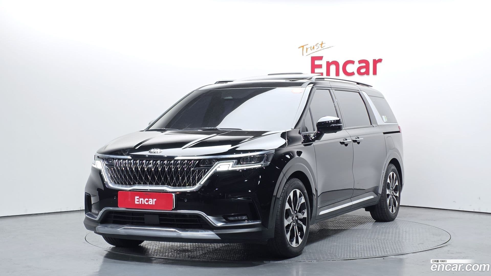 Main__Slider__Photo:Canival Kia 2020.11-0