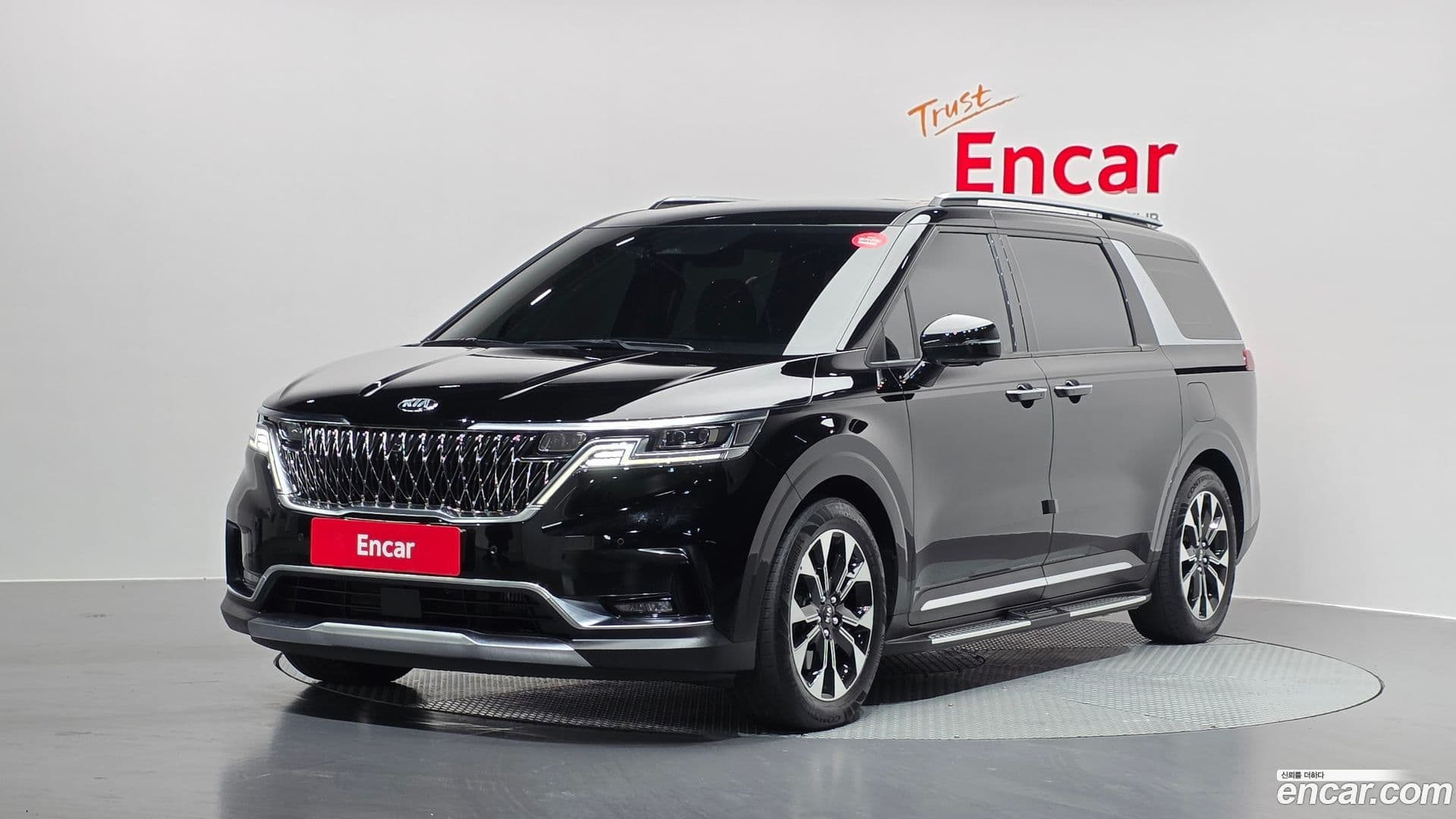 Main__Slider__Photo:Canival Kia 2021.0-0