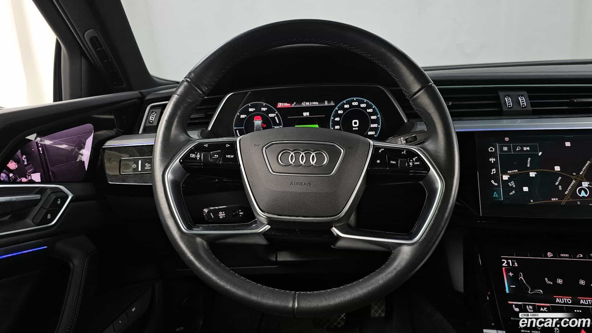 e-tron Audi 2022.6-OPTION-017