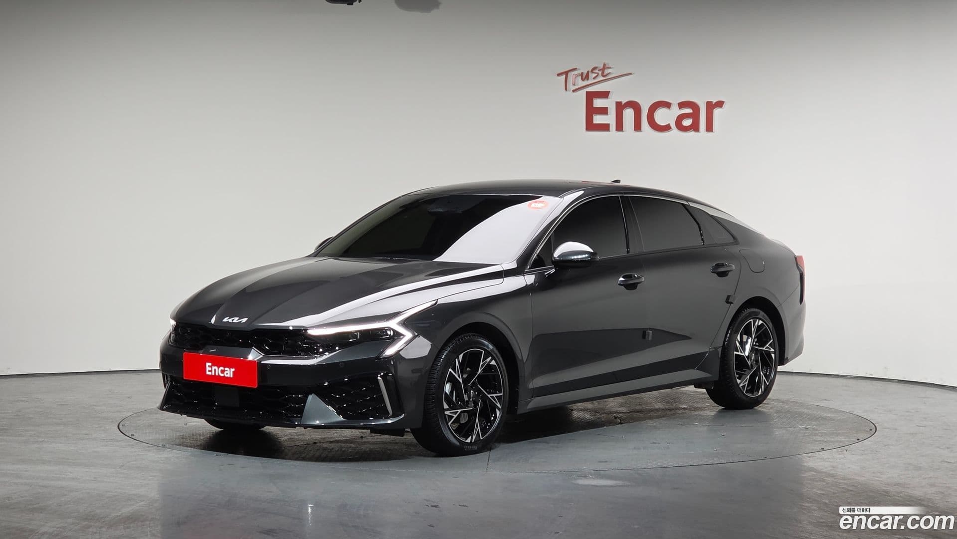Main__Slider__Photo:K5 Kia 2025.8-0
