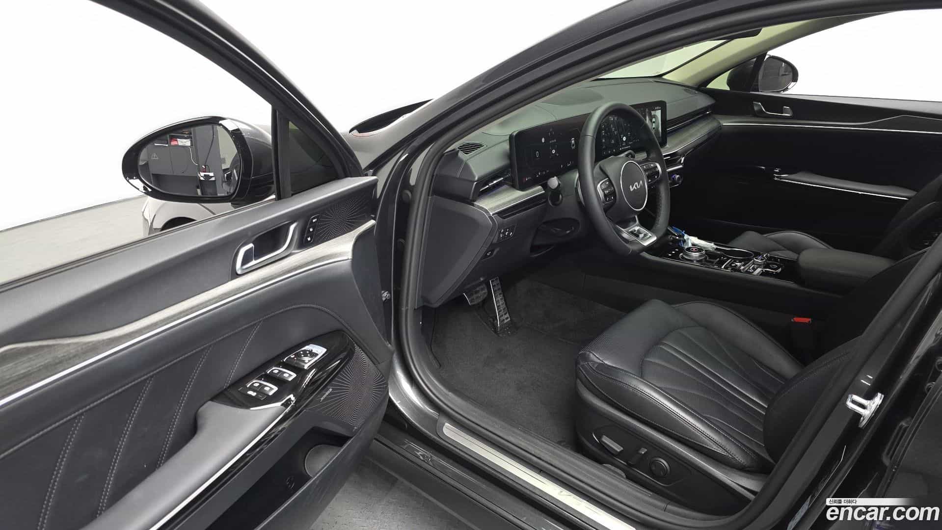 K5 Kia 2025.8-OPTION-015