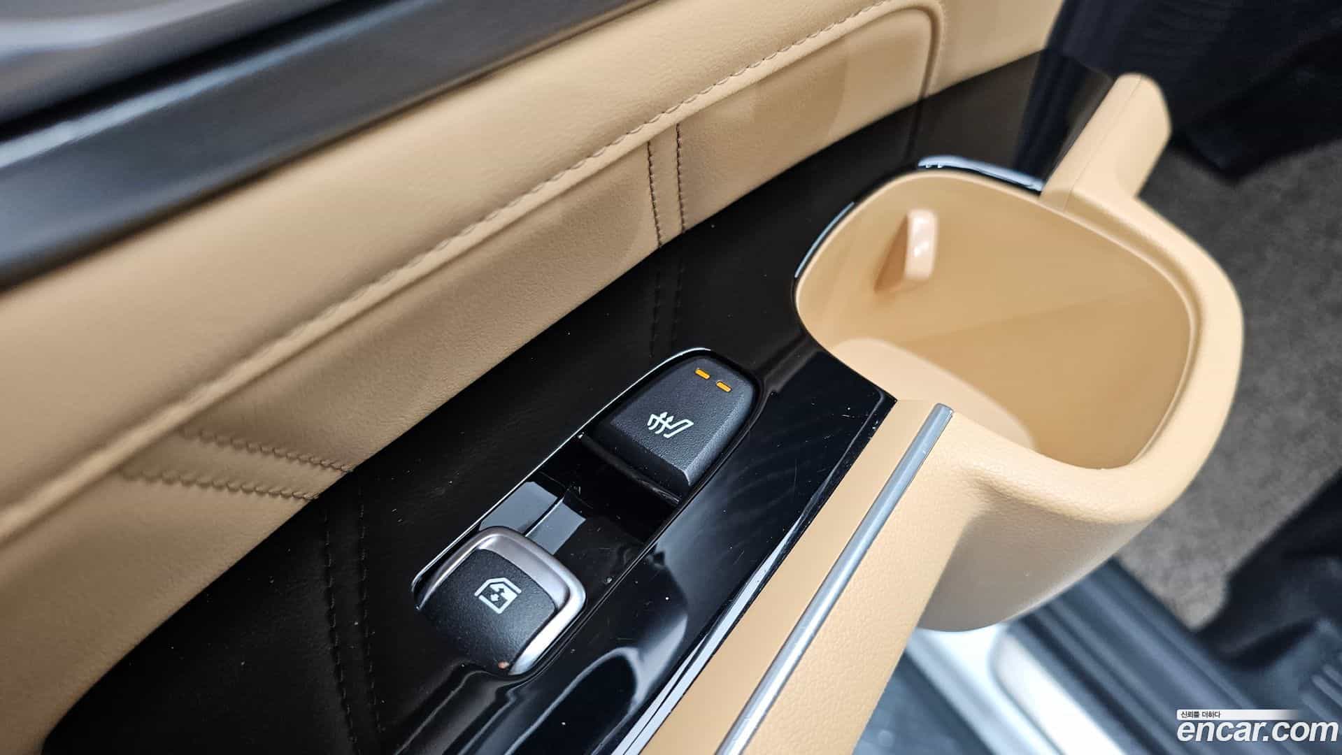 Sorento Kia 2020.8-OPTION-023