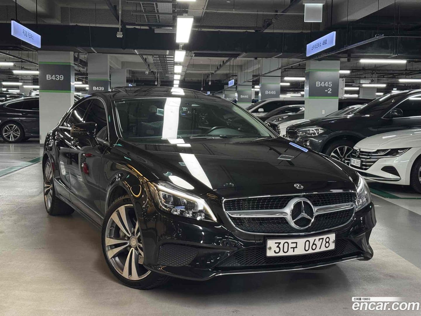 Main__Slider__Photo:CLS-Class Mercedes-Benz 2016.3-0