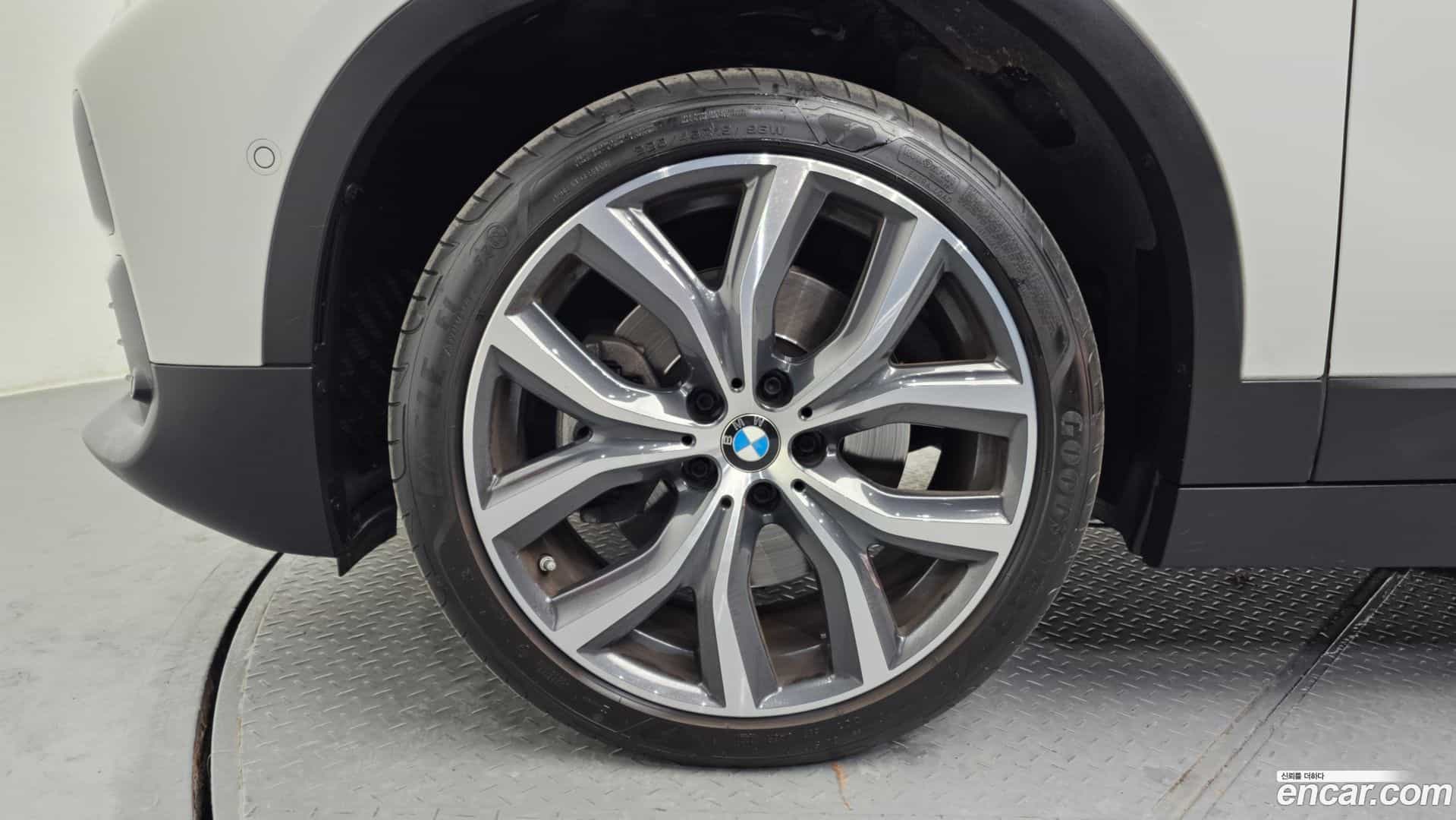 X2 (F39) BMW 2021.6-OUTER-005