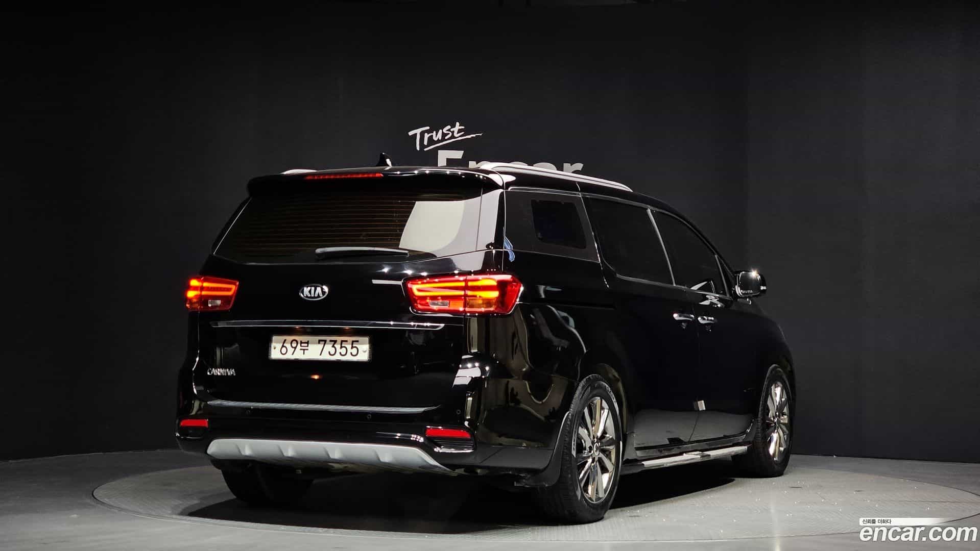 Canival Kia 2018.4-OUTER-002