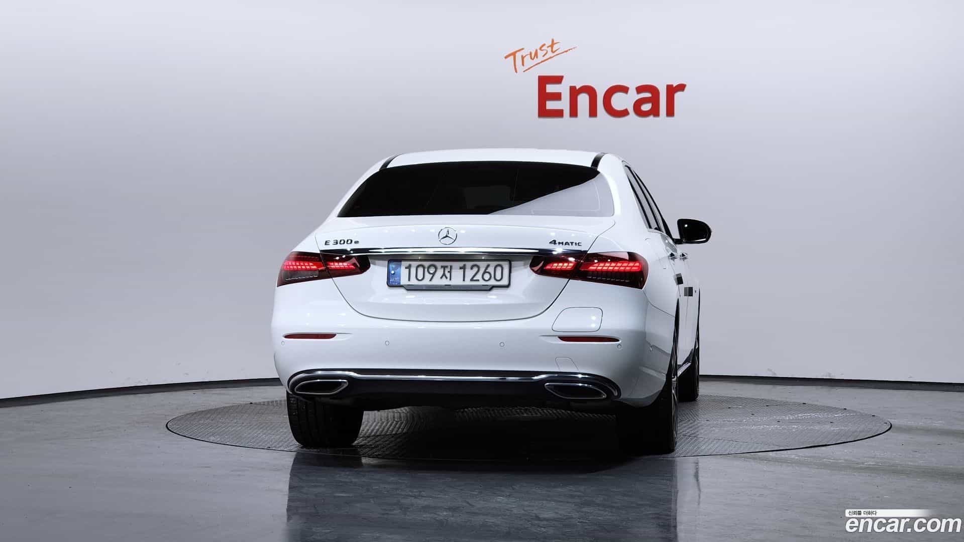 E-Class Mercedes-Benz 2020.11-OUTER-004