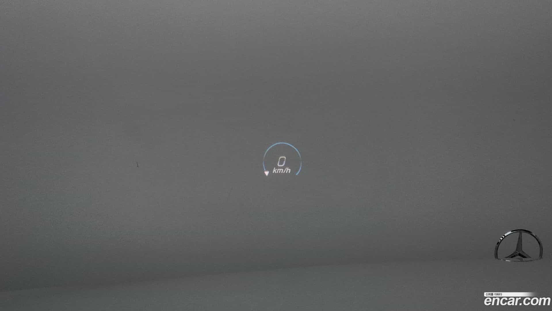 E-Class Mercedes-Benz 2020.11-OPTION-021