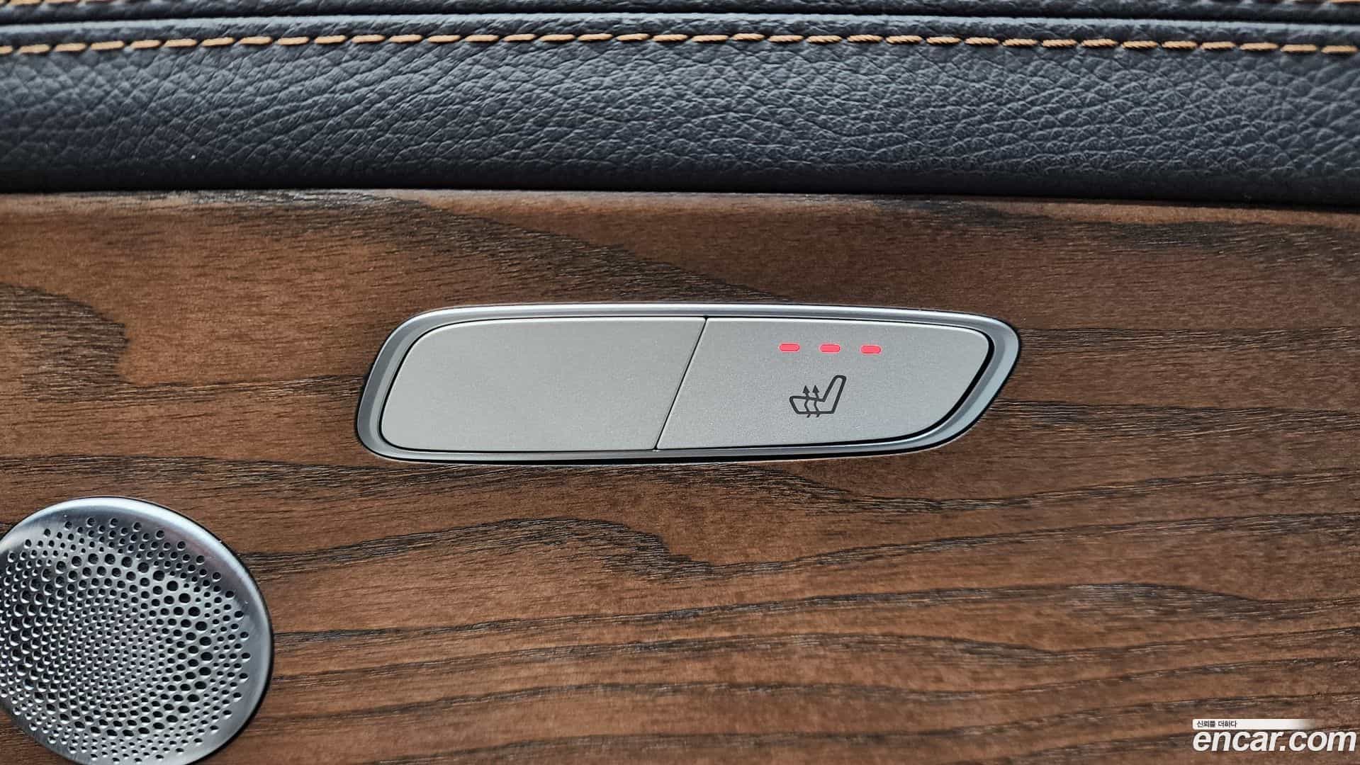 E-Class Mercedes-Benz 2020.11-OPTION-023