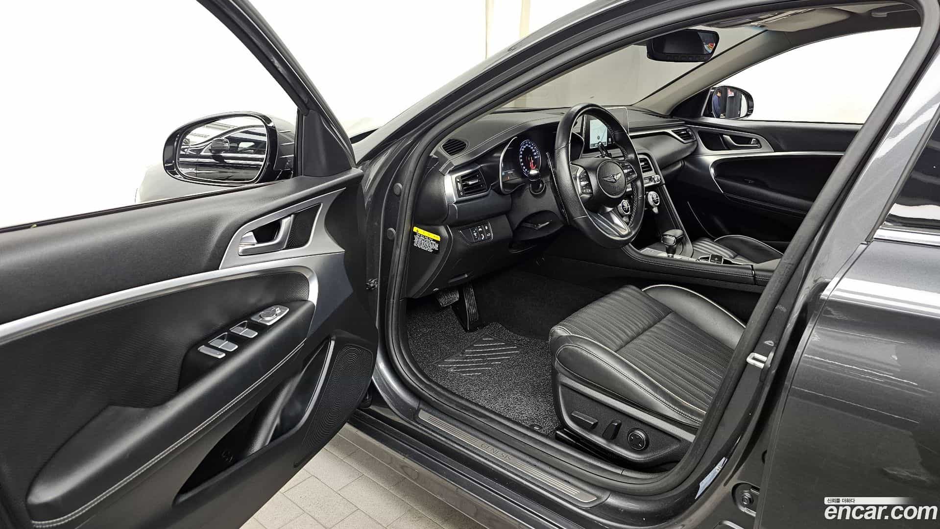 G70 Genesis 2017.10-INNER-010