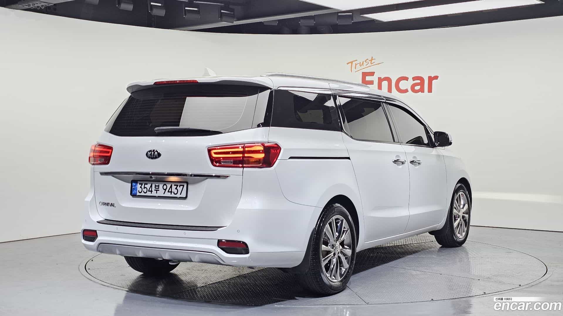 Canival Kia 2019.10-OUTER-002