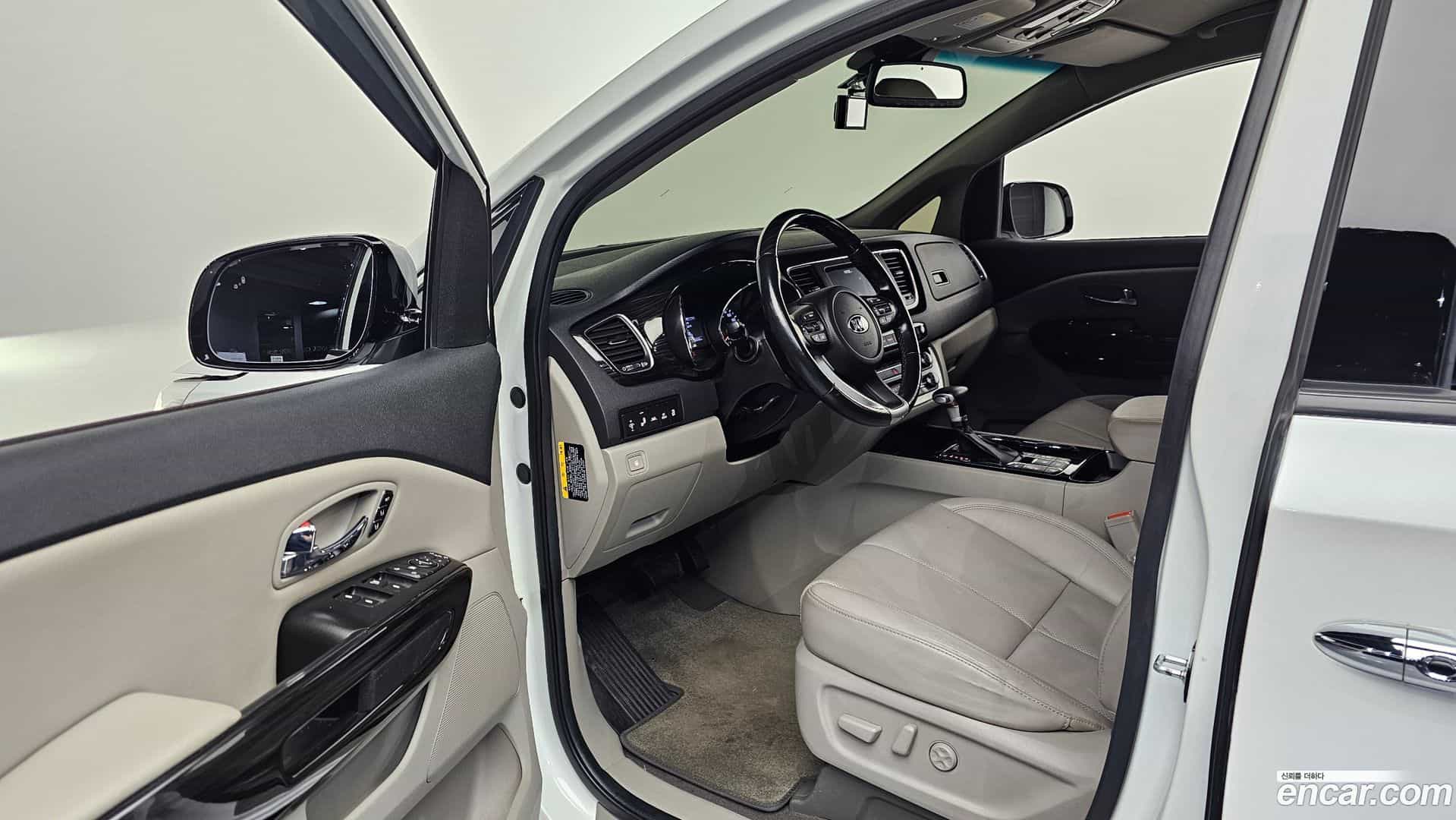 Canival Kia 2019.10-INNER-010