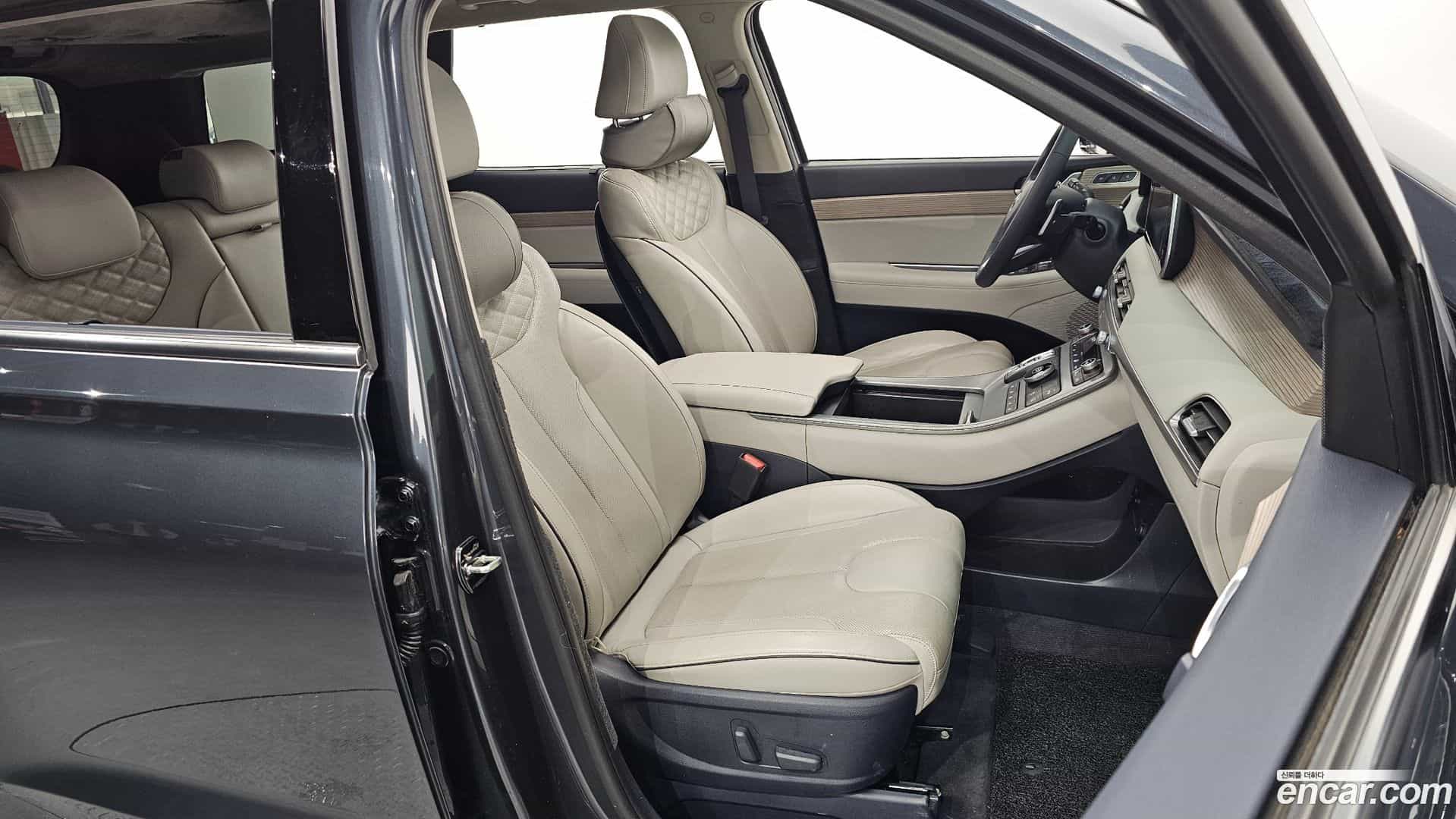 Palisade Hyundai 2019.0-INNER-010