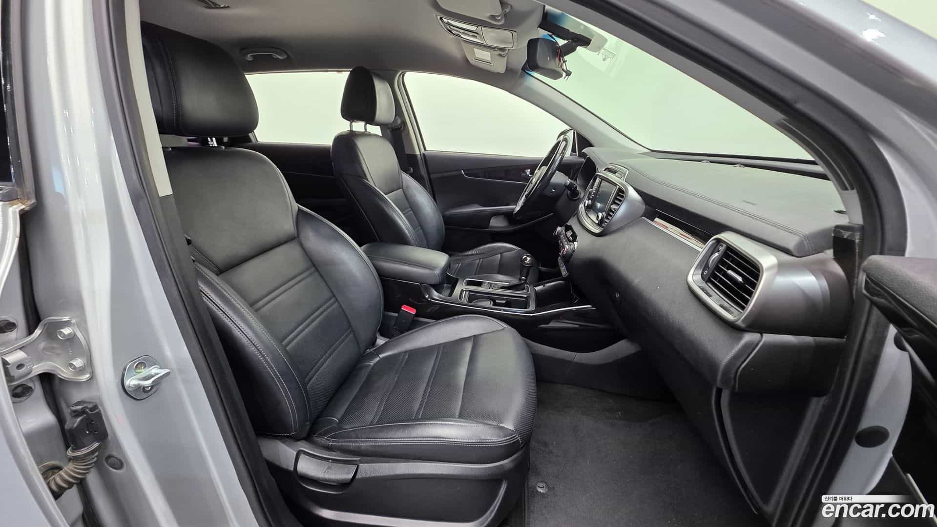 Sorento Kia 2015.11-INNER-010