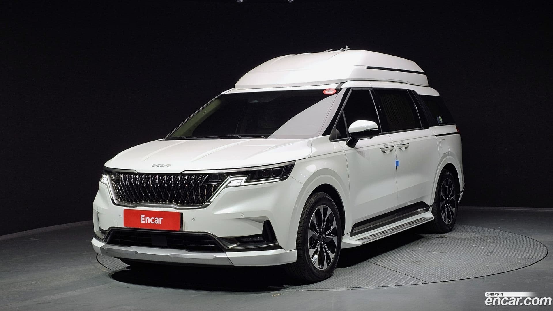 Main__Slider__Photo:Canival Kia 2021.11-0