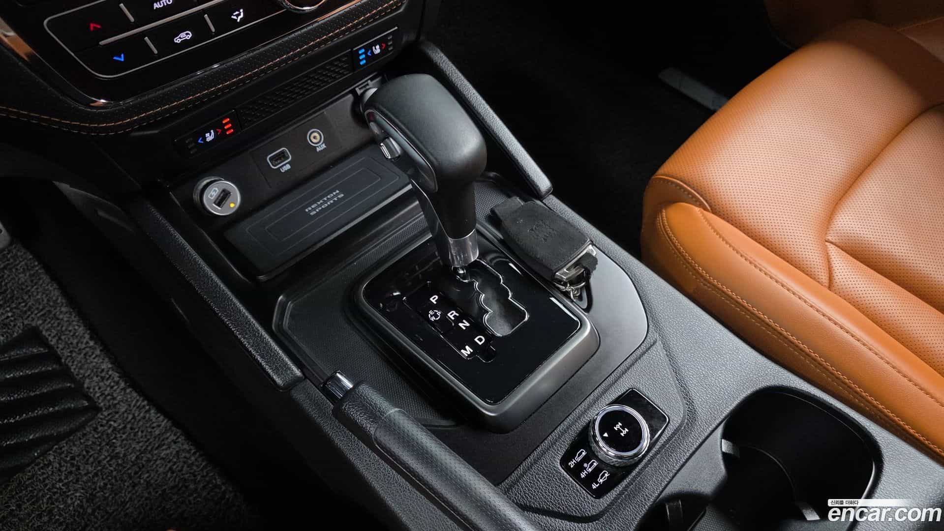 Rexton KG Mobility 2021.4-INNER-009