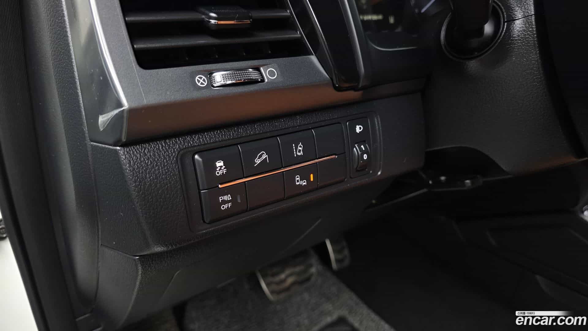 Rexton KG Mobility 2021.4-OPTION-022