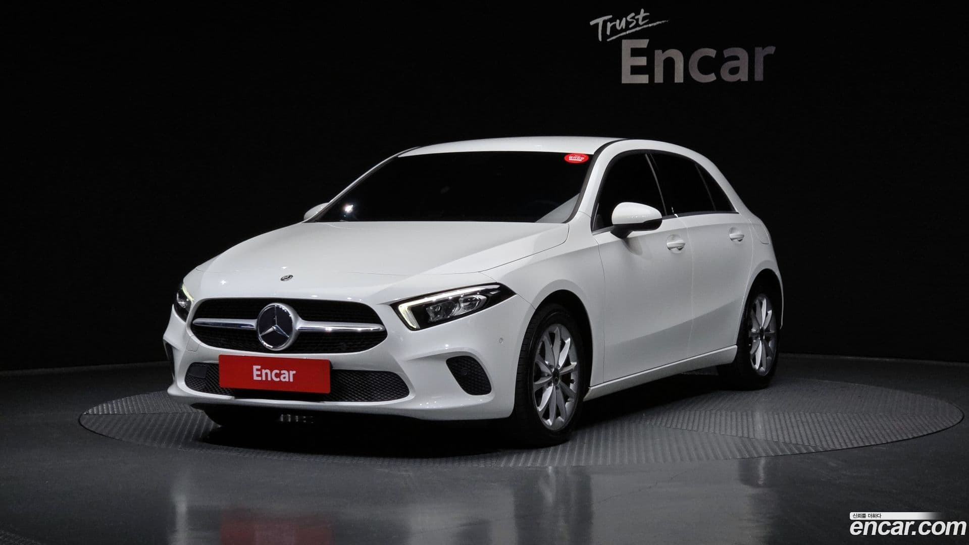 Main__Slider__Photo:A-Class Mercedes-Benz 2019.8-0