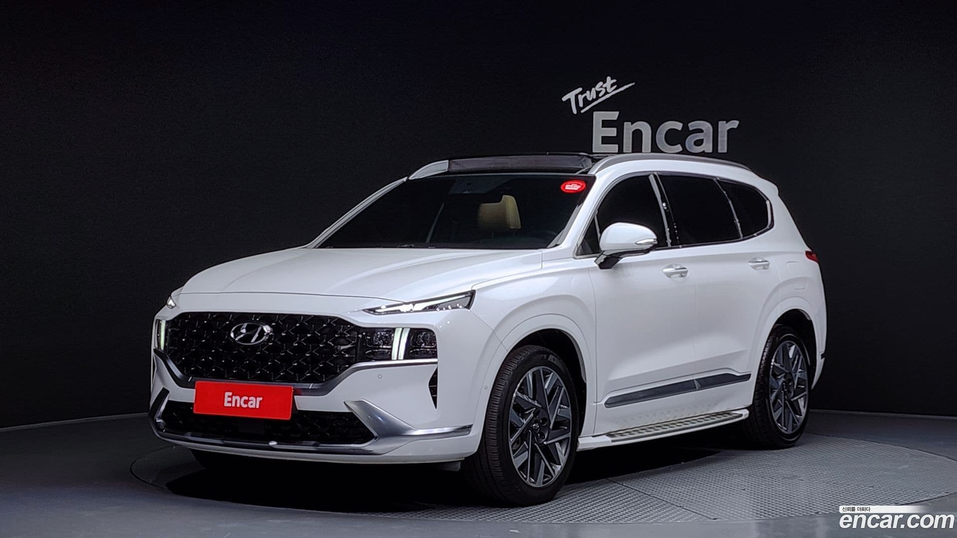Main__Slider__Photo:Santafe Hyundai 2020.11-0