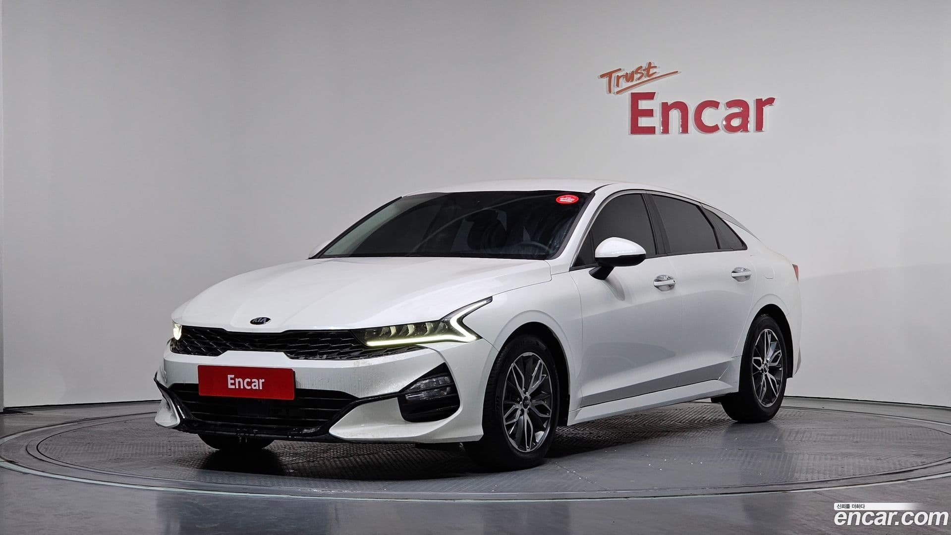 Main__Slider__Photo:K5 Kia 2021.3-0