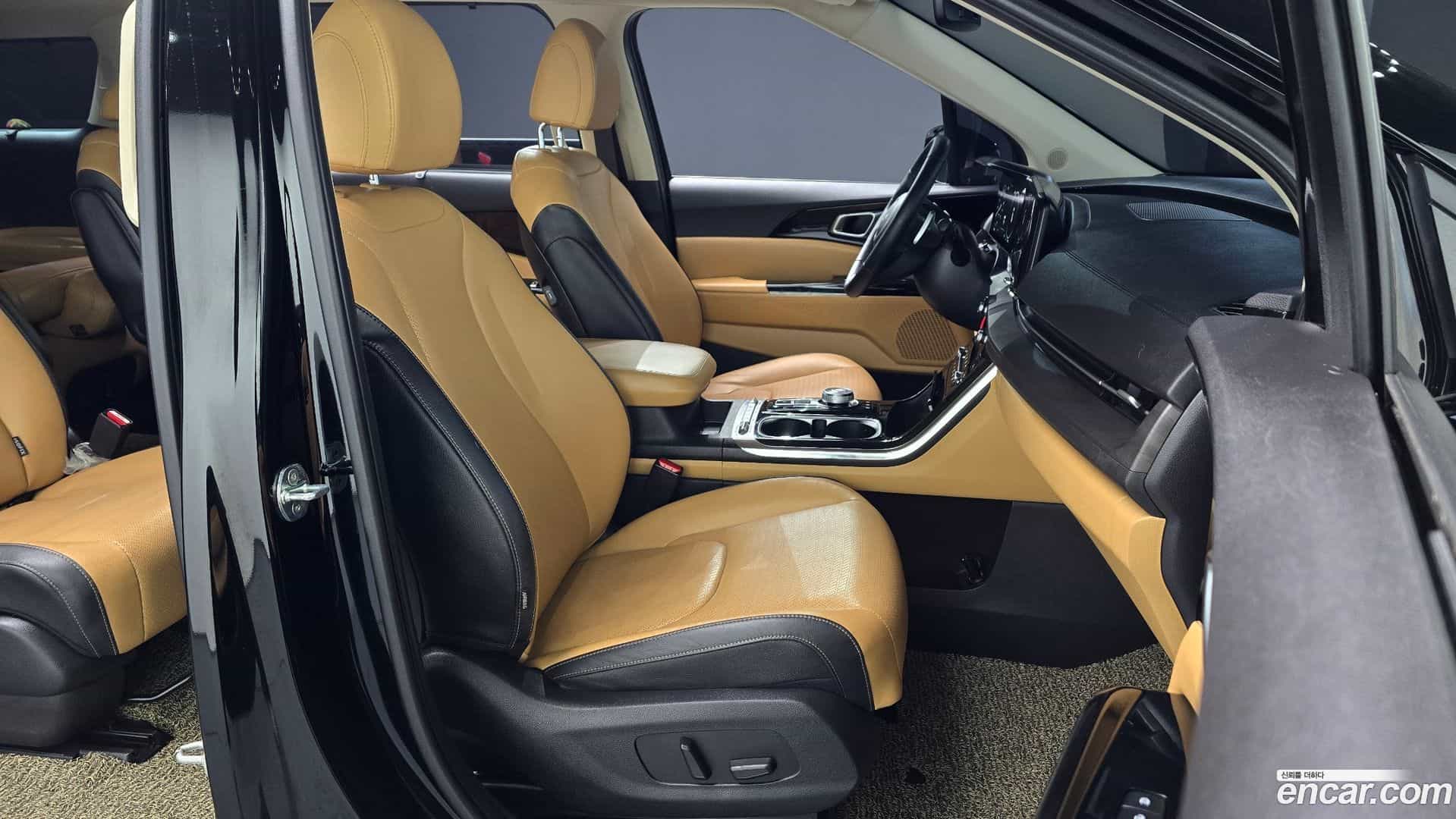 Canival Kia 2022.1-INNER-010
