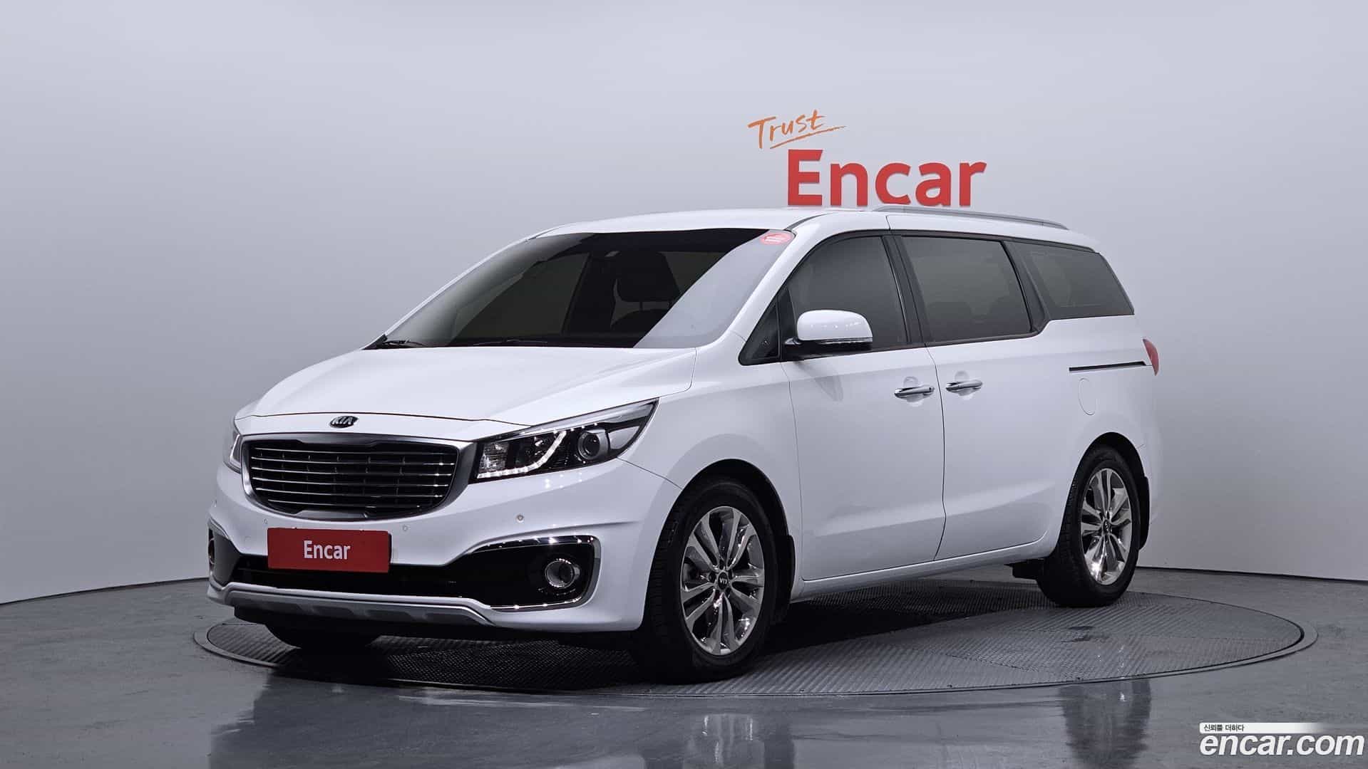 Canival Kia 2015.2-OUTER-001